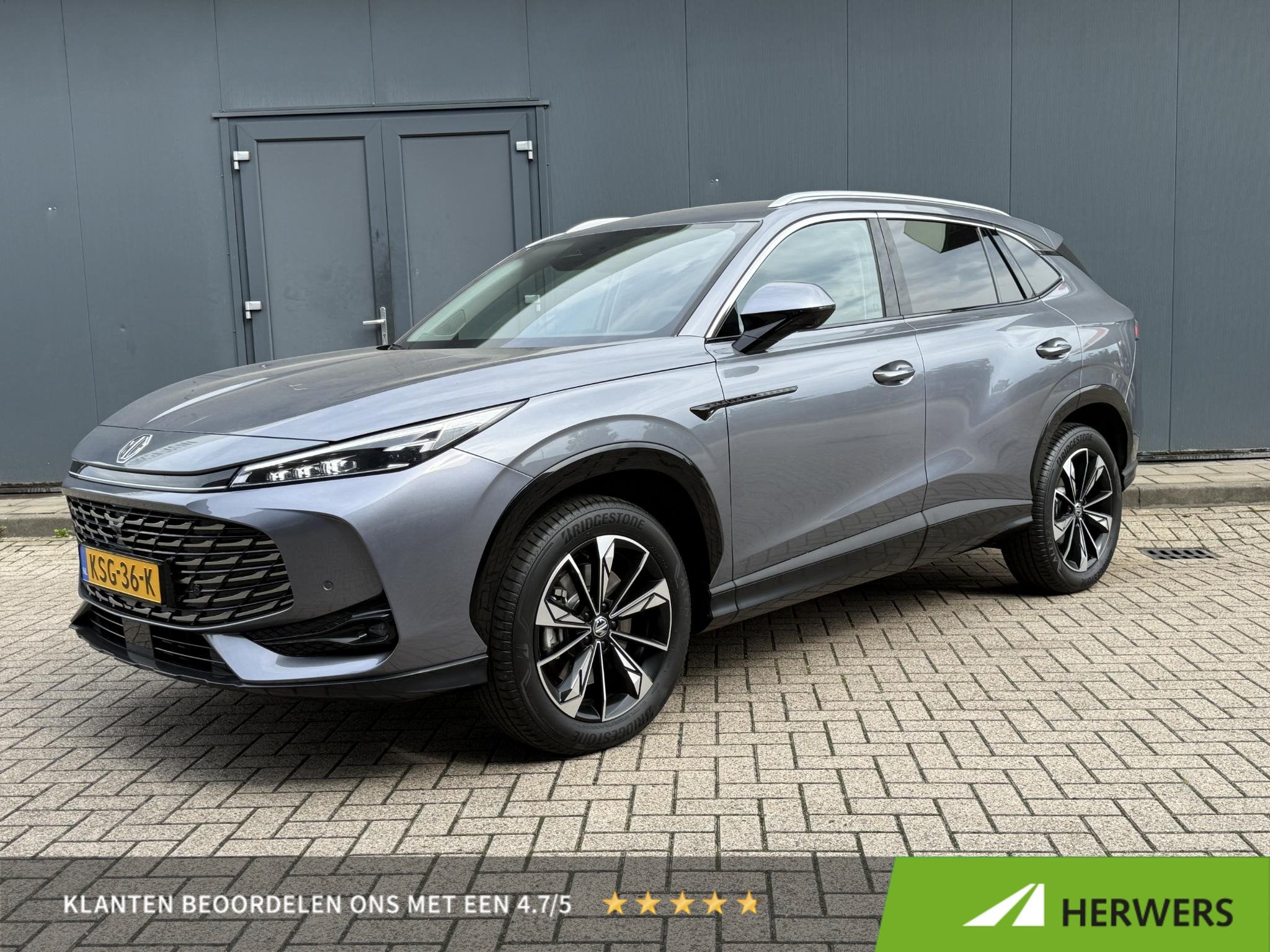 MG HS 1.5 Full Hybrid+ Luxury / Fabrieksgarantie tot 12-2032, Auto's, Gebruikt, Euro 6, 4 cilinders, 258 pk