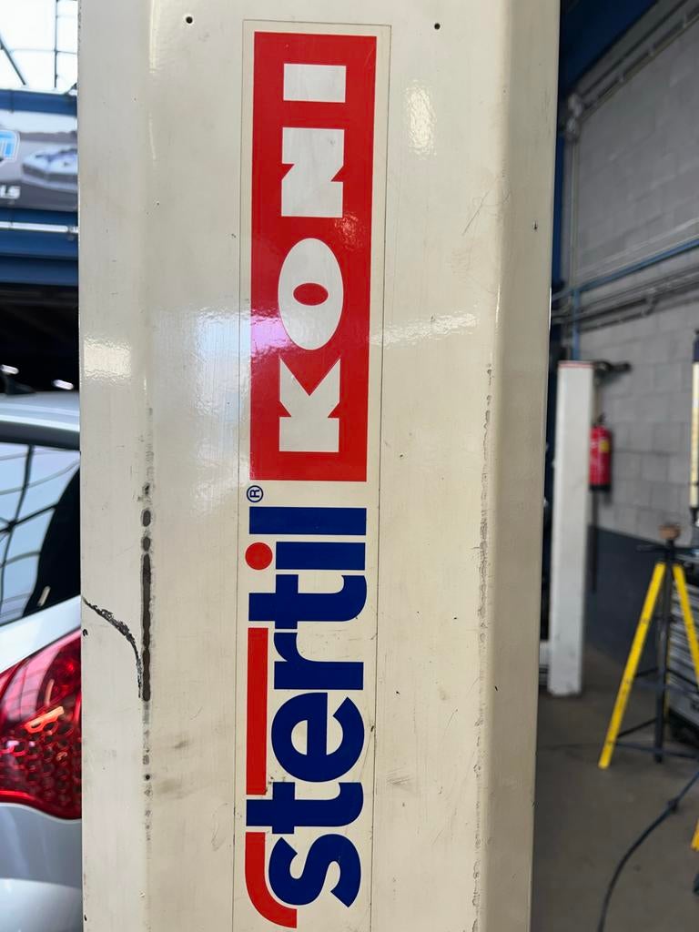 Stertil Koni 4-koloms hefbrug 3500 kg APK brug, Auto diversen, Autogereedschap, Ophalen of Verzenden