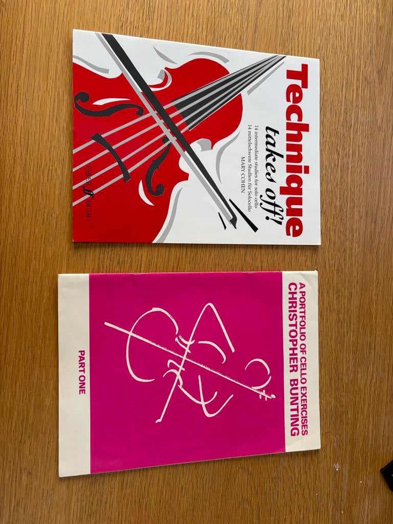 2 Cello Studieboeken: Technique Takes Off & Christopher Bunt, Muziek en Instrumenten, Gebruikt, Klassiek, Les of Cursus, Ophalen of Verzenden