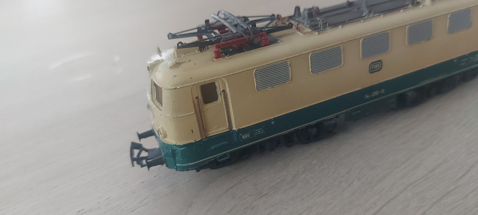 Märklin DB e-loc artikelnummer 3034 beige/turquoise, Wisselstroom, Locomotief, Ophalen of Verzenden, Zo goed als nieuw