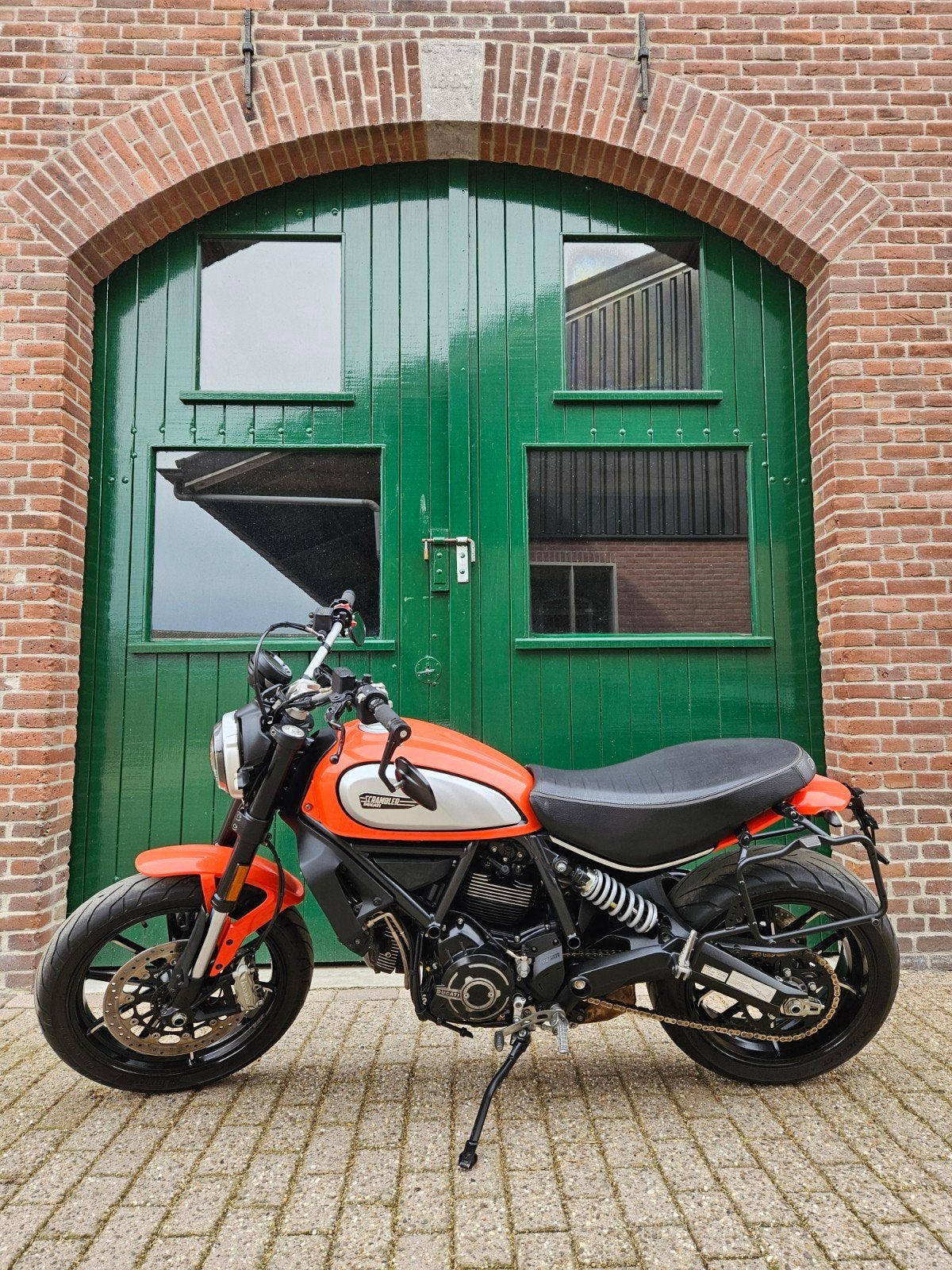 Ducati Scrambler Icon 800, 2 cilinders, Motorrijbewijs A, Gebruikt, Particulier