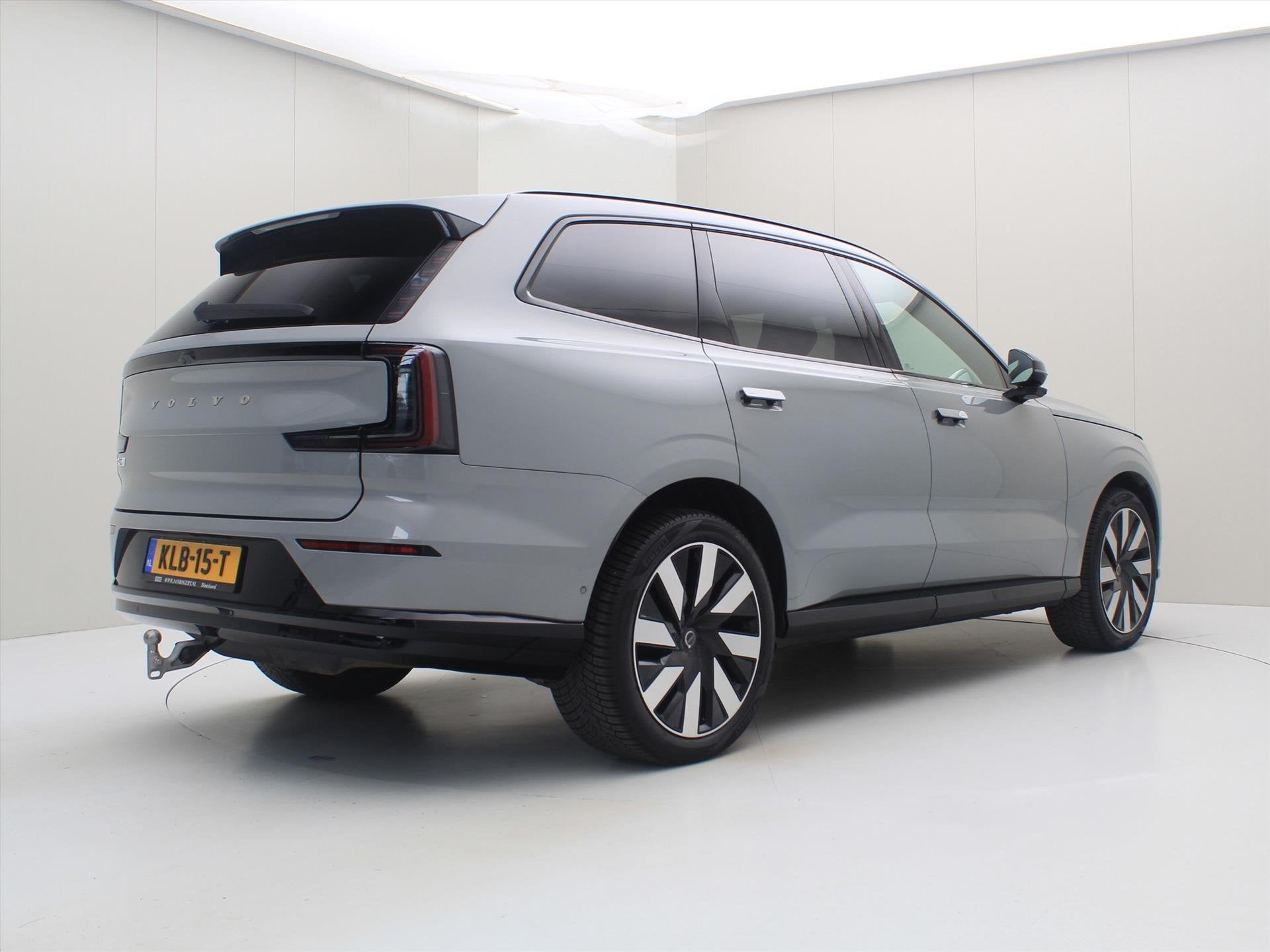 Volvo Ex90 Twin Motor Performance 517pk 7P Ultra [ LUCHTVERI, Auto's, Volvo, Gebruikt, Beige, 7 stoelen, Leder