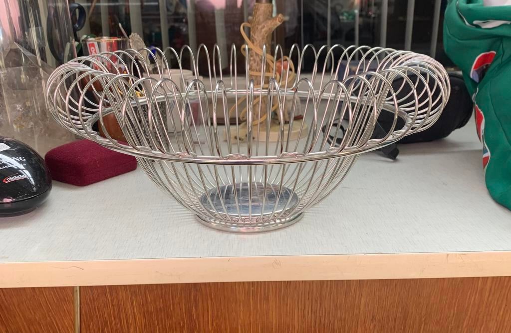 Schaal vintage Alessi zeldzame fruitschaal, Huis en Inrichting, Woonaccessoires | Schalen en Manden, Ophalen of Verzenden