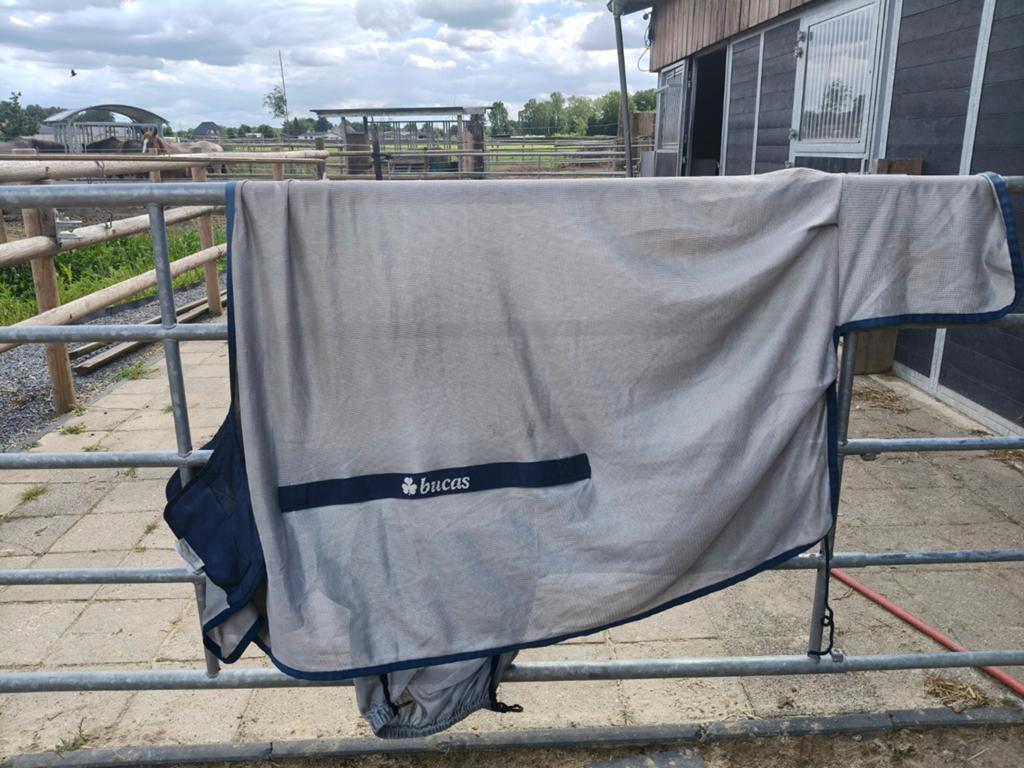Bucas buzz-off maat 125/ 5.6, Dieren en Toebehoren, Ophalen of Verzenden, Gebruikt