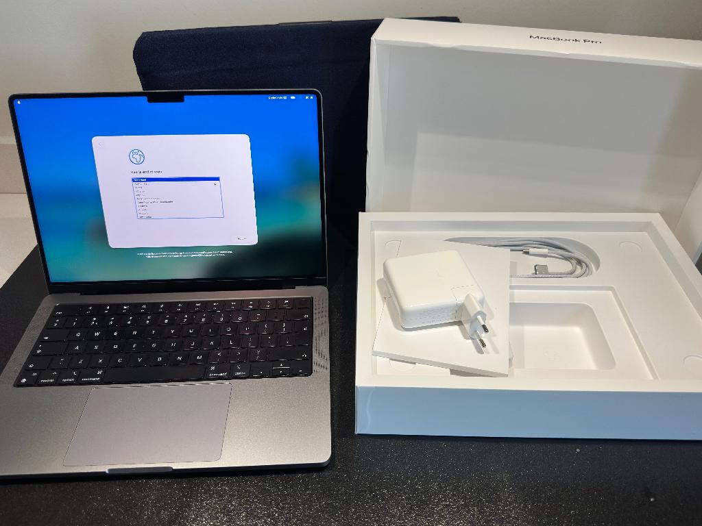 MacbookPro - M1 14inch 1TB 16GB (2021), 1 TB of meer, Qwerty, Overige groottes, Zo goed als nieuw