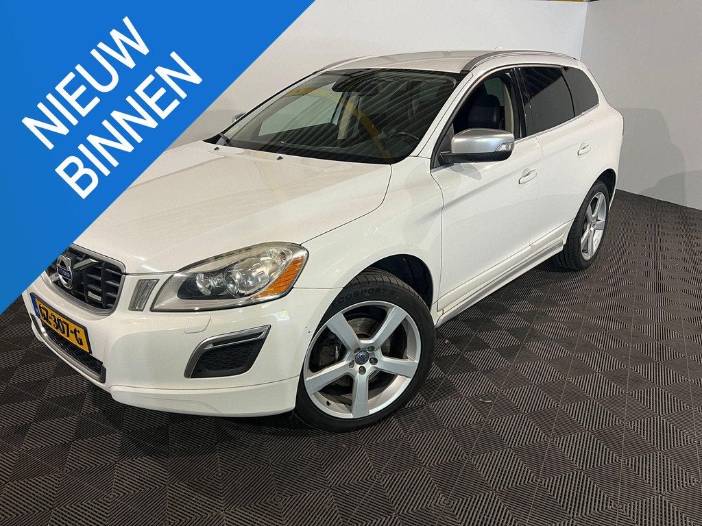 Volvo XC60 2.4 D5 AWD Summum, Auto's, Automaat, Euro 5, 15 km/l, Gebruikt