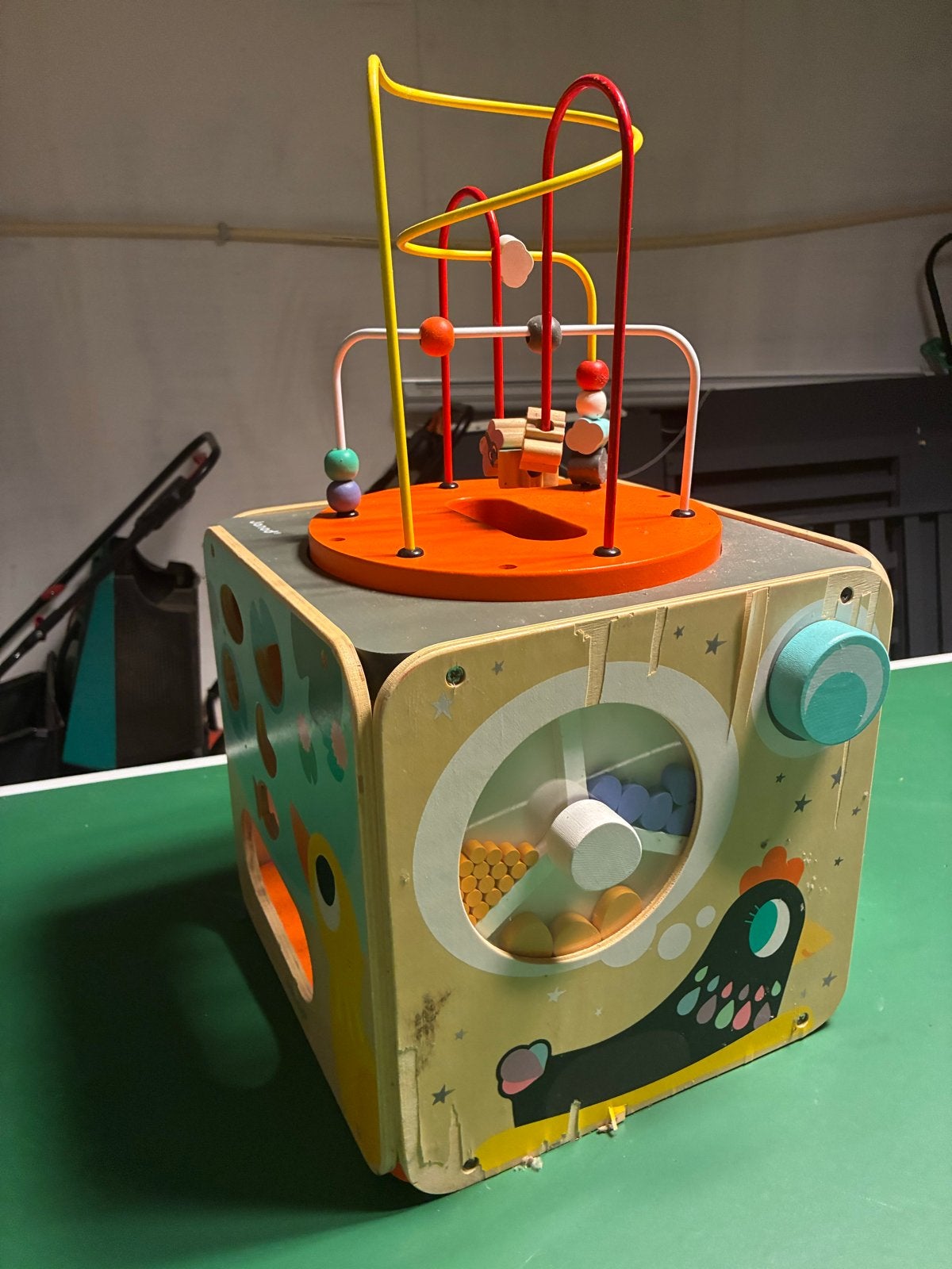 Janod Houten Activiteitenkubus met kralen en spelletjes, Kinderen en Baby's, Ophalen of Verzenden, Gebruikt, Overige typen