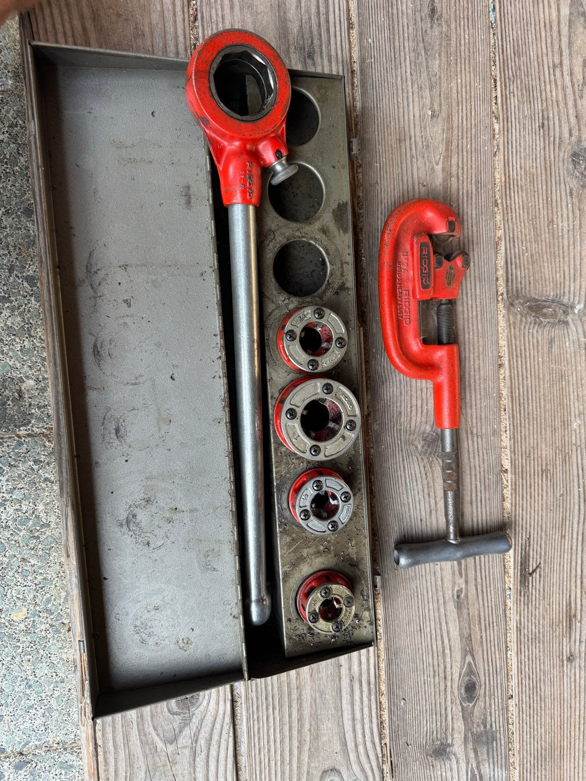 RIDGID Draadsnijset + Pijpsnijder in originele koffer, Ophalen of Verzenden, Gebruikt, Gereedschapsset, Ridgid
