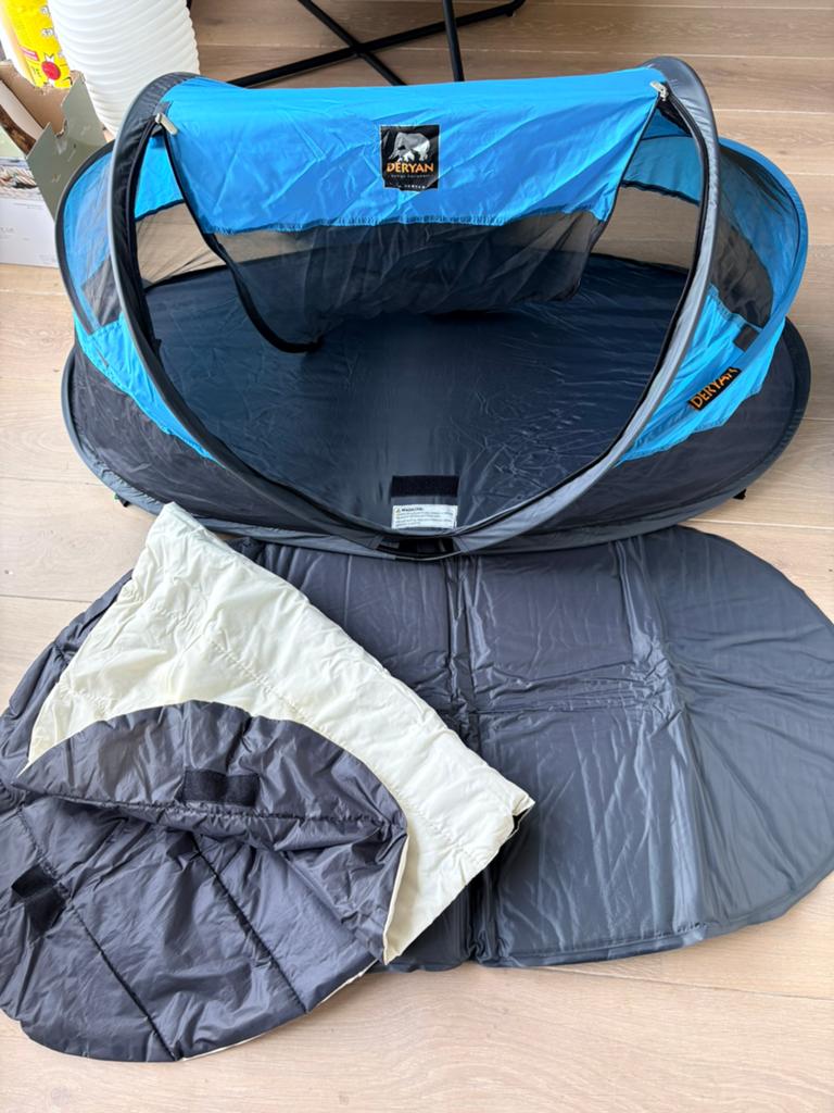 Deryan baby pop-up campingbedje, Caravans en Kamperen, Tenten, Ophalen of Verzenden, Zo goed als nieuw, Tot en met 2