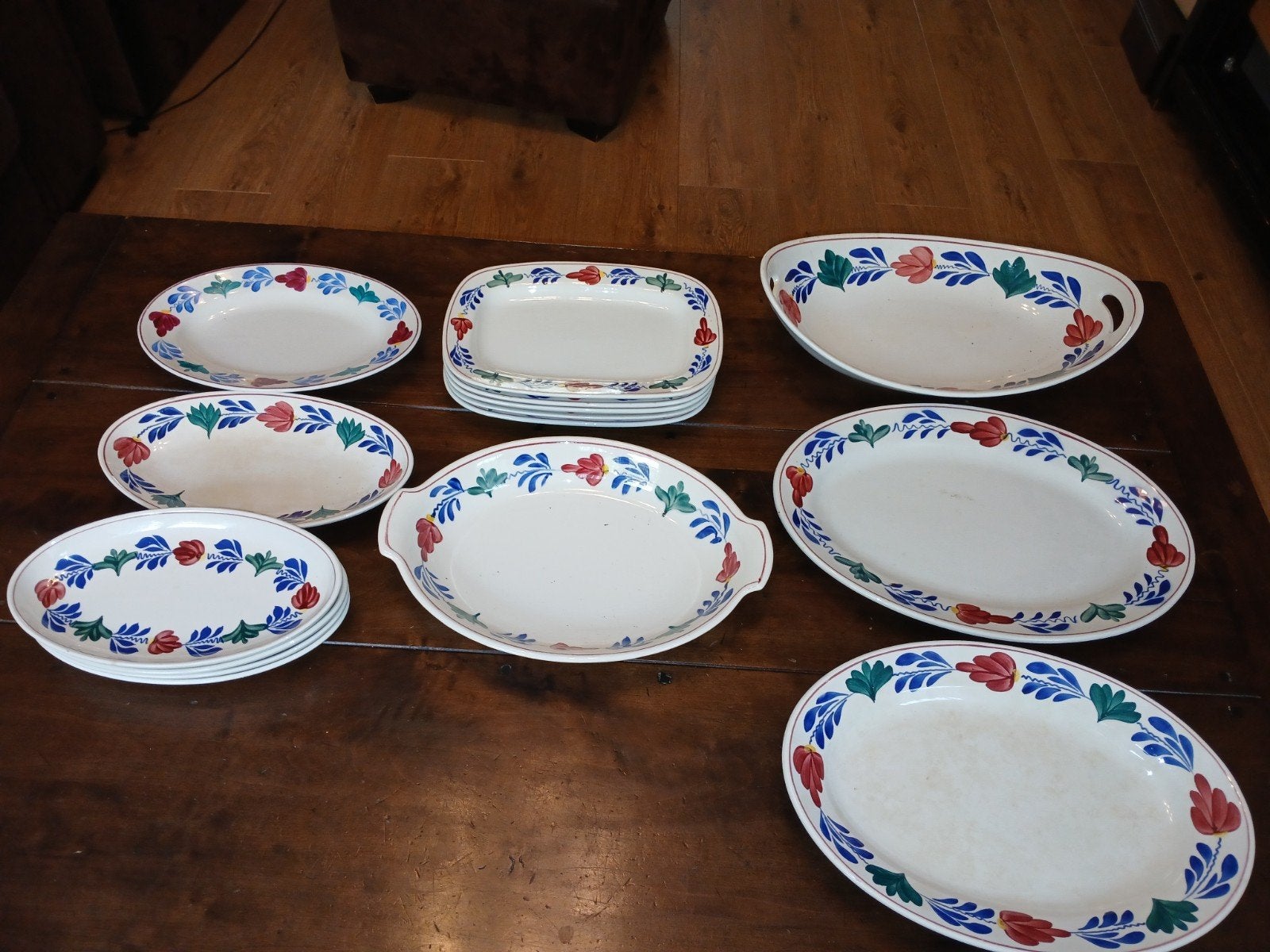 Boch Frères Boerenbont Ovale Schalen en Borden Set, Antiek en Kunst, Ophalen of Verzenden