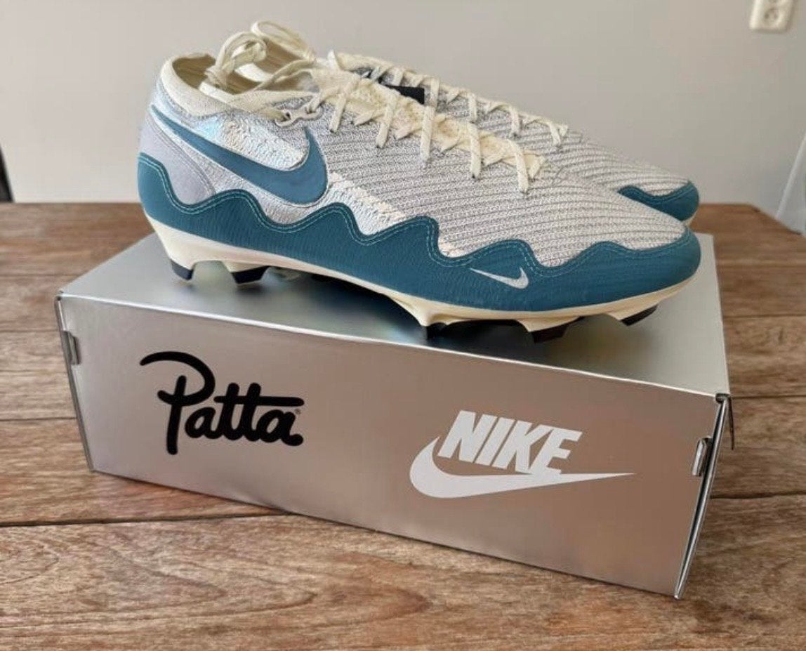 Nike Patta Mercurial FG Voetbalschoenen Maat 43, Sport en Fitness, Voetbal, Ophalen, Schoenen, Nieuw, Maat L