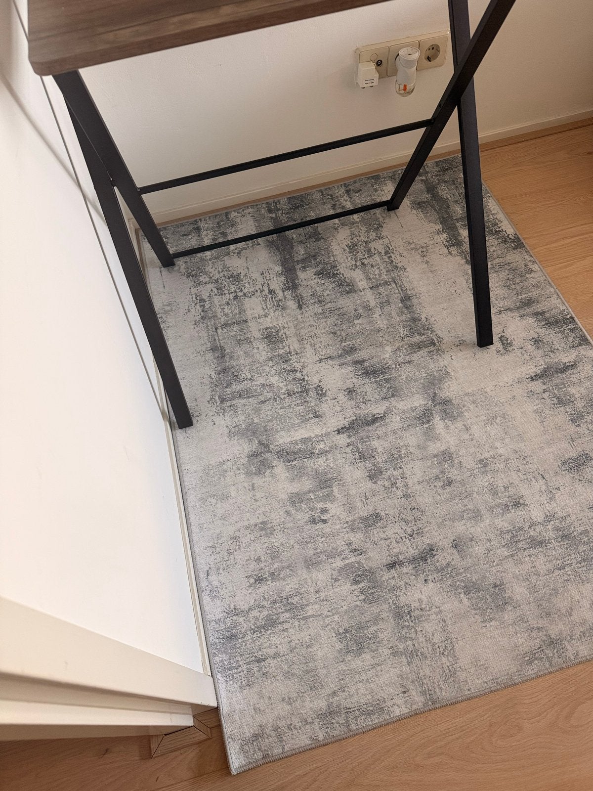 Modern grijs vloerkleed 120x90cm, Ophalen, Zo goed als nieuw