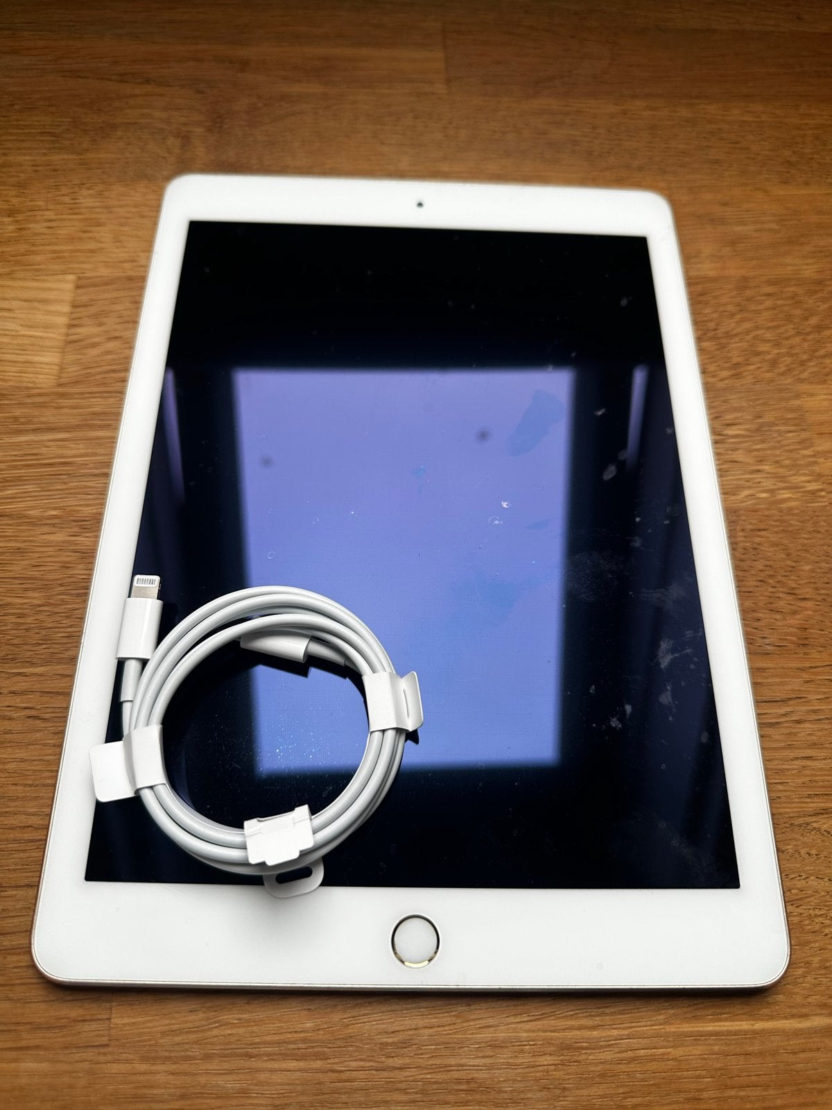 Apple iPad A1566 - Batterij aan vervanging toe
