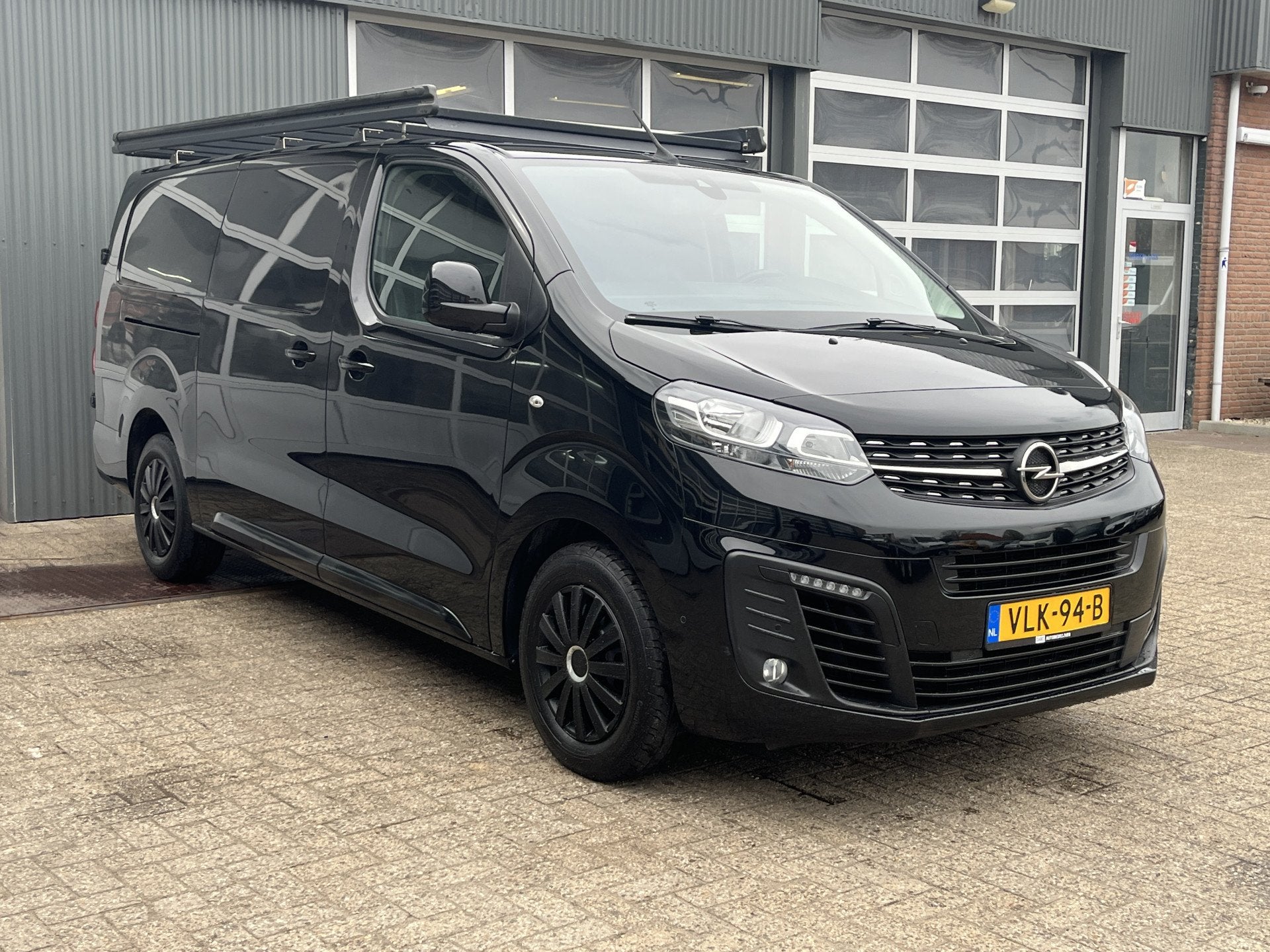 Opel Vivaro 2.0 CDTI L2H1 Dubbele schuifdeur Parkeerhulp voo, Auto's, Bestelauto's, Voorwielaandrijving, Gebruikt, 4 cilinders