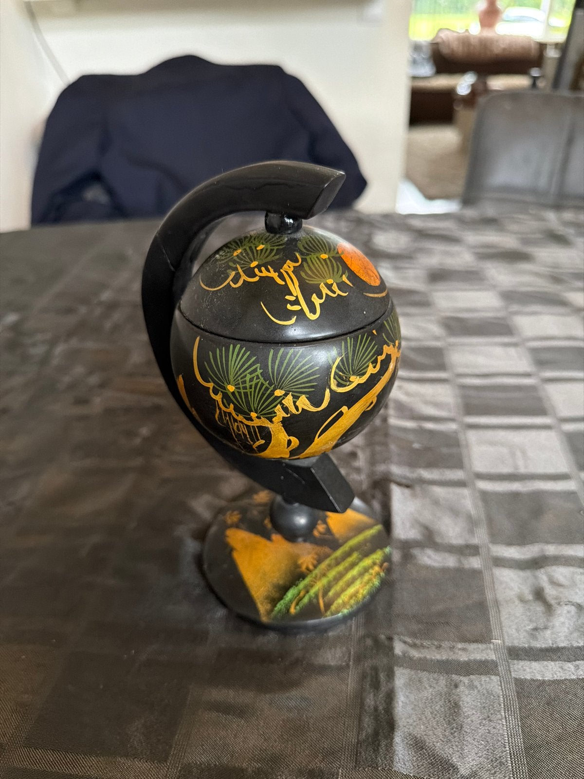 Vintage Japanse asbak in bolvorm met handgeschilderde decora, Ophalen