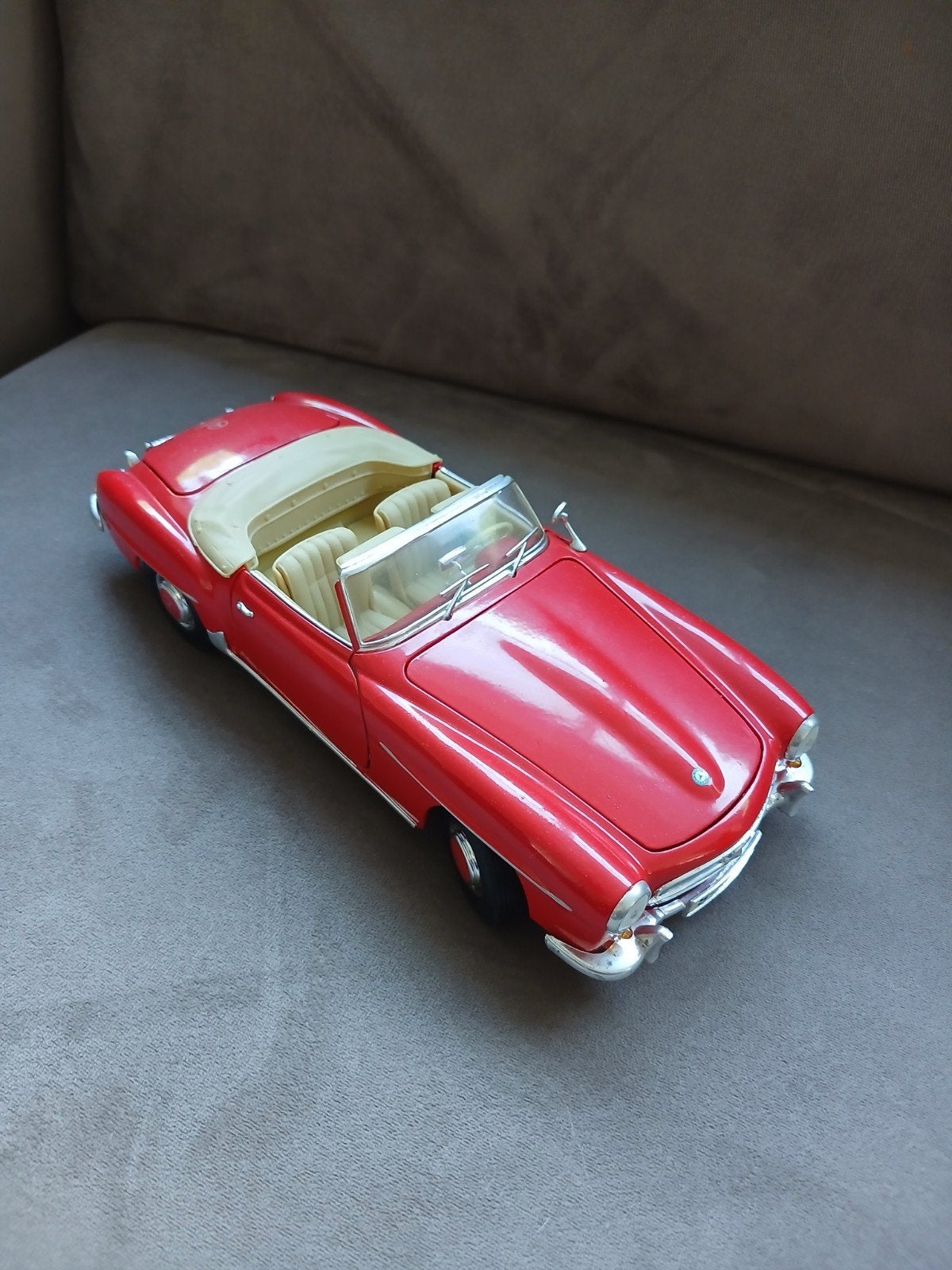 Mercedes-Benz 190 SL 1955 Schaalmodel 1:18 Rood, Ophalen of Verzenden, Zo goed als nieuw, Auto, Overige merken
