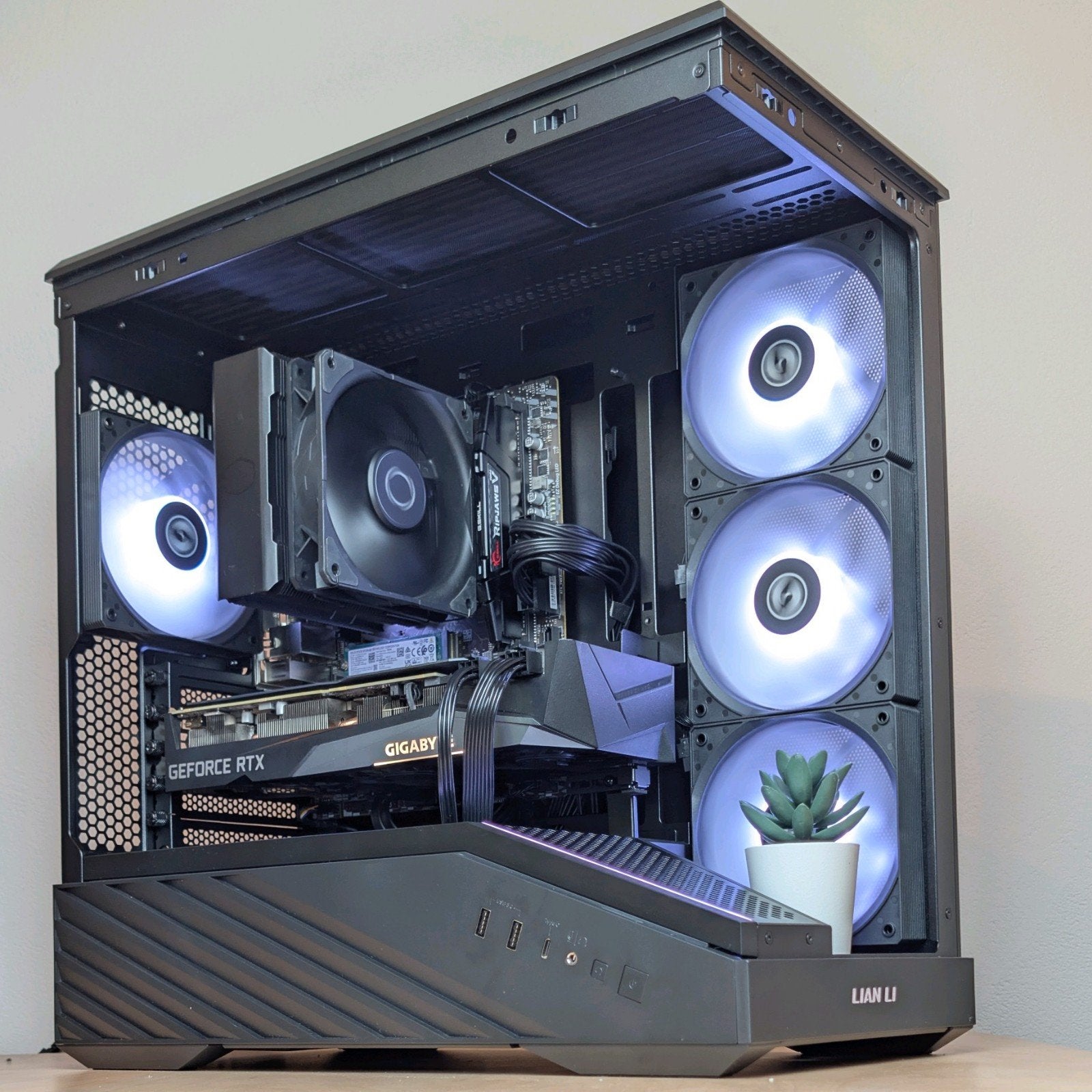 Snelle game pc, RTX 3070, Ryzen 5 5600x, DDR4, Ophalen of Verzenden, Zo goed als nieuw, Micro-ATX