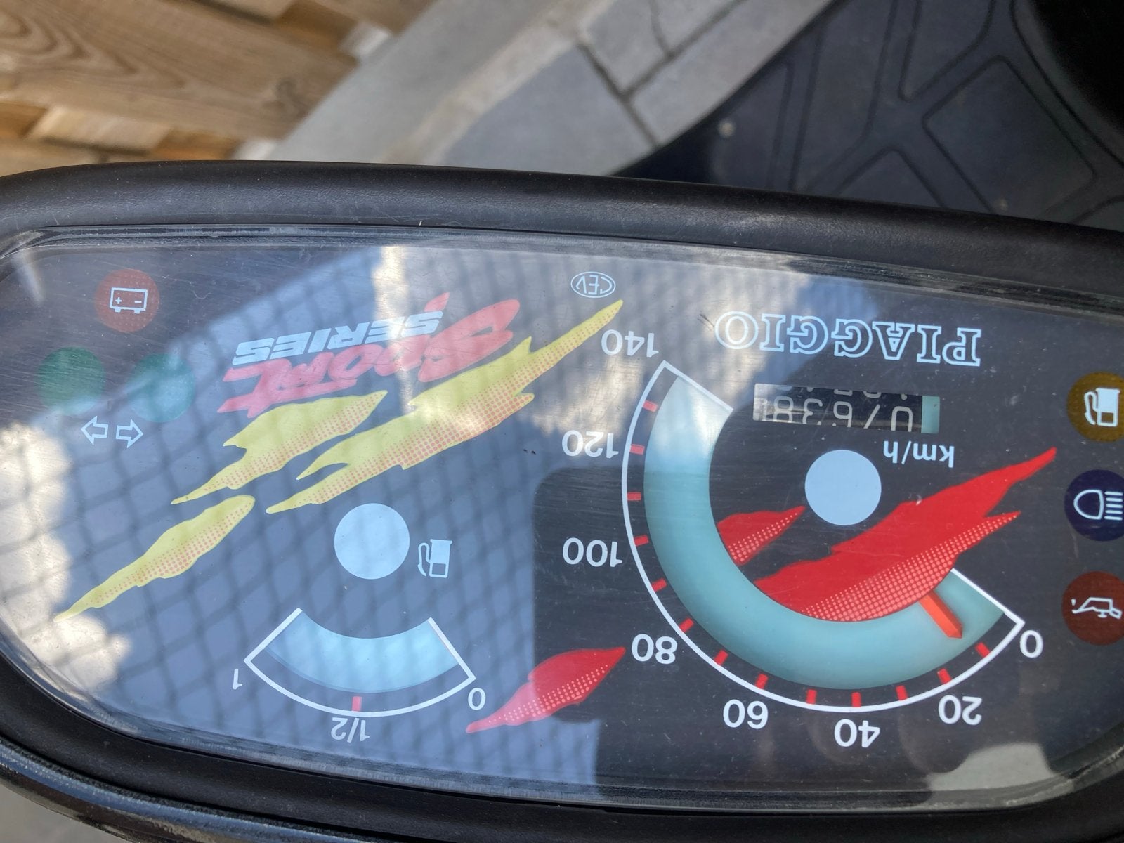 Piaggio typhoon 125cc - Zwart, Goed Onderhouden, Fietsen en Brommers, Scooters | Piaggio, Gebruikt, Maximaal 45 km/u, Zip, Ophalen of Verzenden