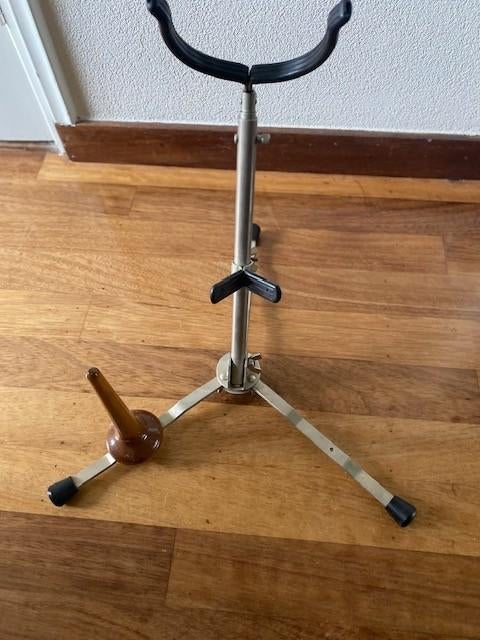 standaard saxofoon/klarinet, Muziek en Instrumenten, Ophalen of Verzenden, Zo goed als nieuw, Instrumentstandaard, Saxofoon