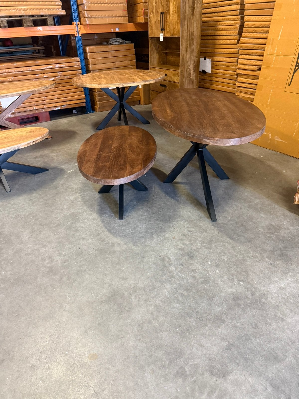 Nieuwe set eettafel en salon tafel mango hout, Ophalen, Rond, 50 tot 100 cm, Nieuw