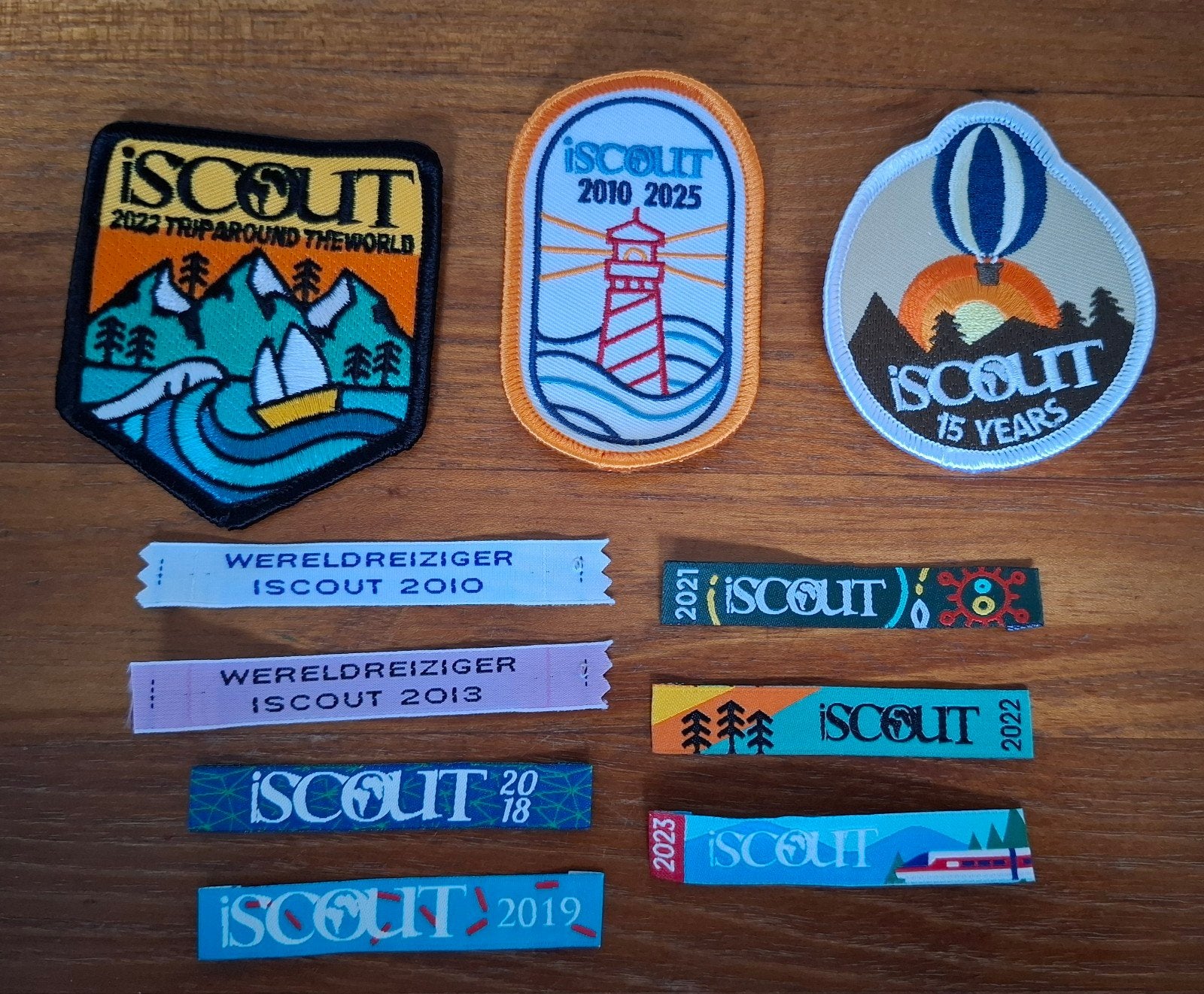 Diverse Scouting iScout badges en naambandjes, Verzamelen, Scouting, Embleem, Speld of Insigne, Ophalen of Verzenden