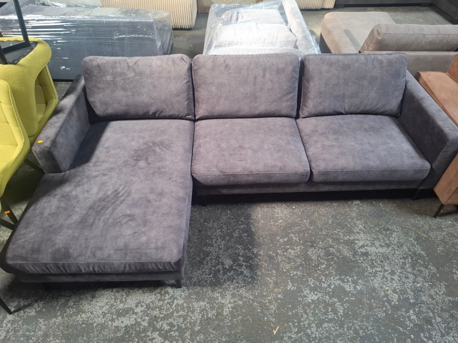 Mooie 3-zit bank, antraciet grijs B250 X L145, Huis en Inrichting, Roxxz design, Nieuw, Ophalen of Verzenden, Spaarneweg 75, Cruquius