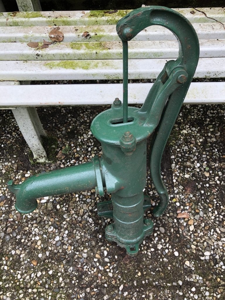 2 Oude gietijzeren waterpompen, Ophalen, Gebruikt, Handmatig, Overige typen