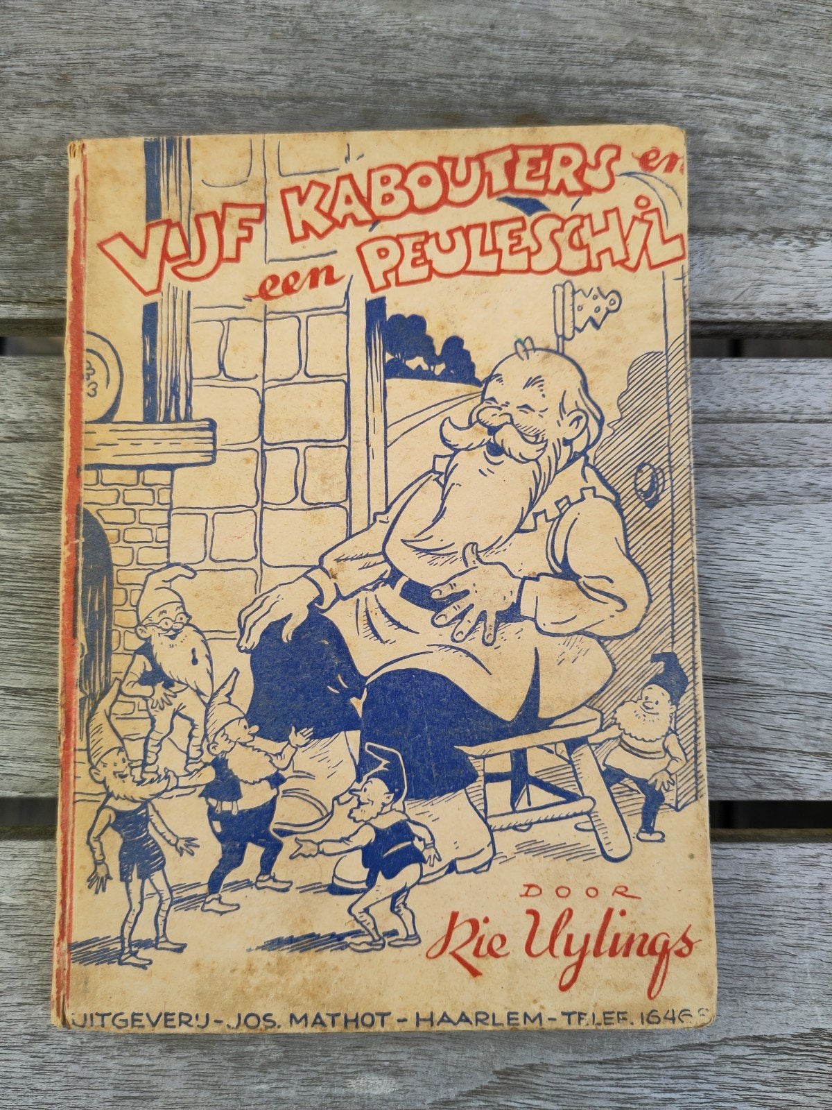 Vijf Kabouters en een Peuleschil - Rie Uylings en Frans Piët, Ophalen of Verzenden, Gelezen, Fictie algemeen