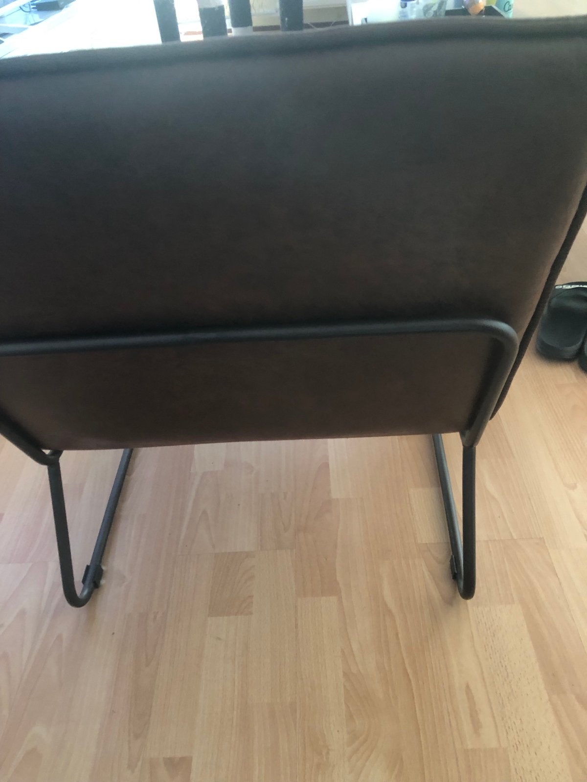 Bruine eetkamerstoel met metalen frame, Ophalen, Gebruikt, Bruin, Metaal