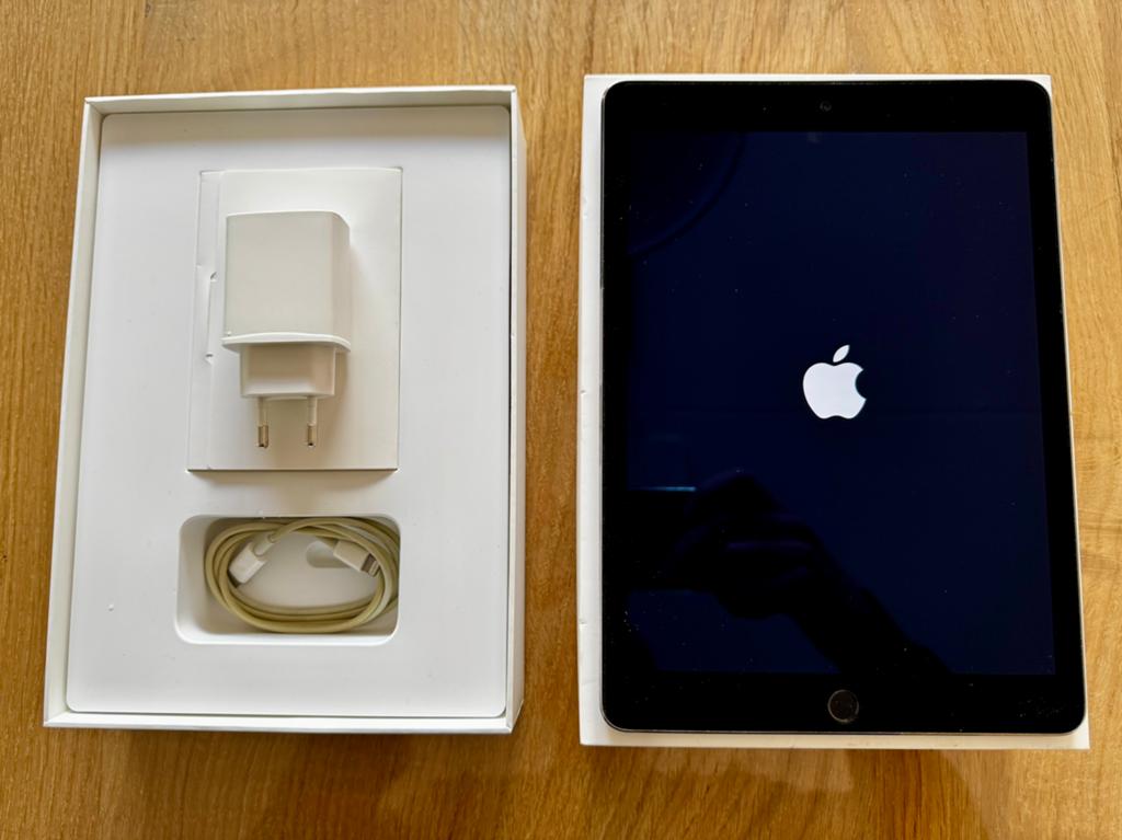 Apple iPad Air 2, Computers en Software, Apple iPads, 10 inch, Apple iPad Air, Ophalen of Verzenden, Zo goed als nieuw