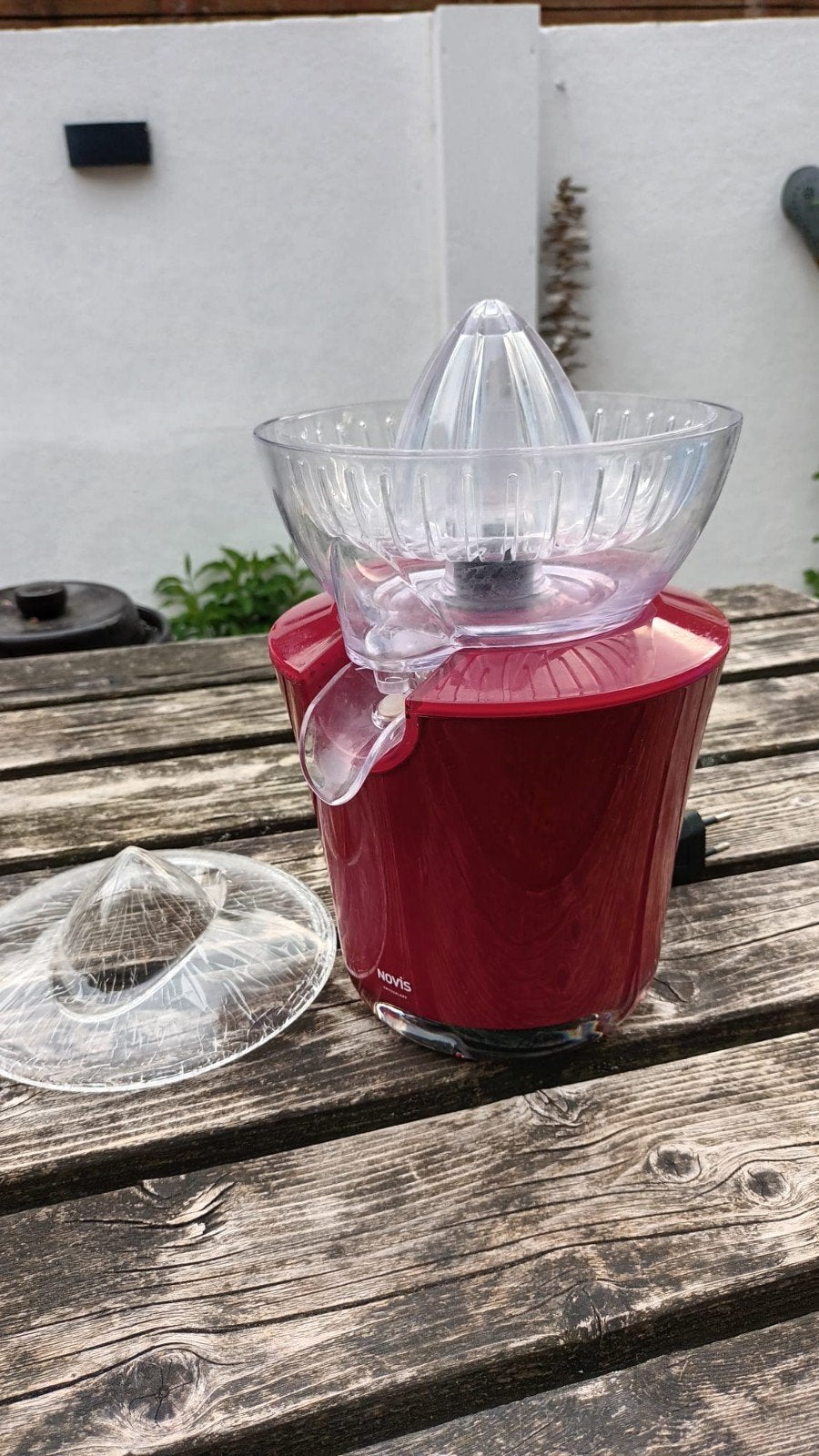 Novis Vita Juicer - Rode Citruspers, Ophalen of Verzenden, Gebruikt