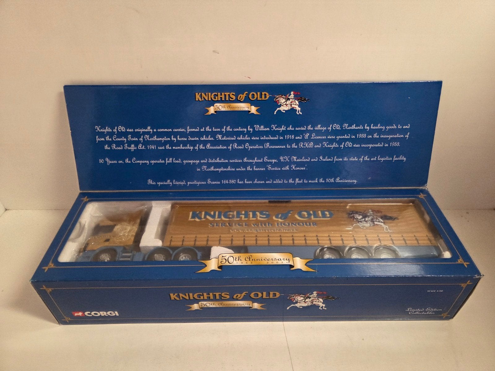 Corgi Scania Topline zeiloplegger Knights of Old 50th years, Corgi, ., Ophalen of Verzenden, Zo goed als nieuw