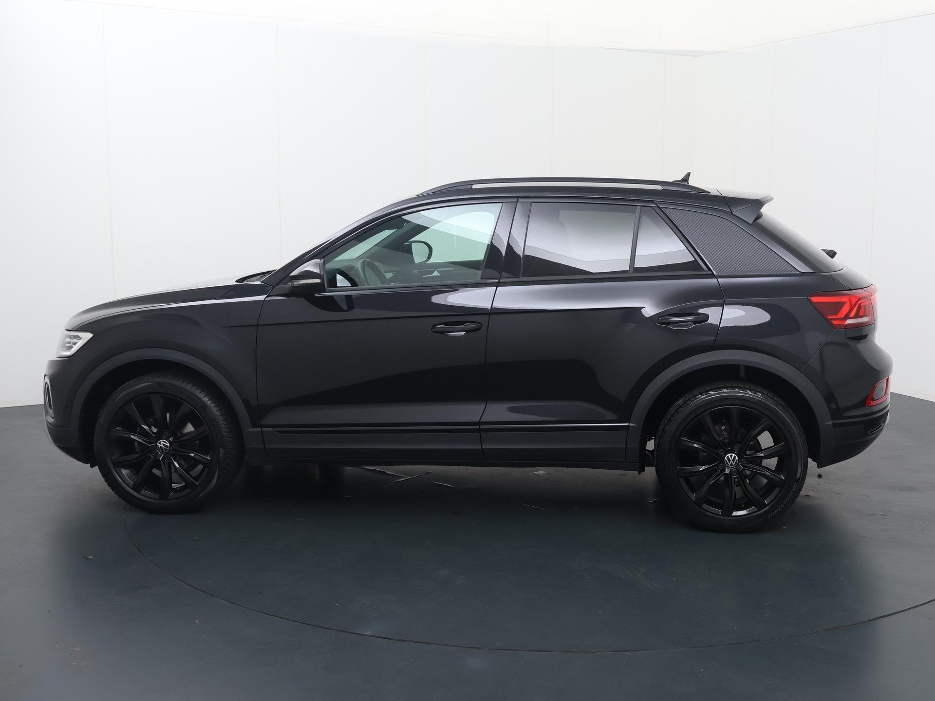 Volkswagen T-Roc 1.5 TSI Style | 150 PK | Adaptive cruise co, Auto's, Volkswagen, 12 maanden, Zwart, Bedrijf, Handgeschakeld