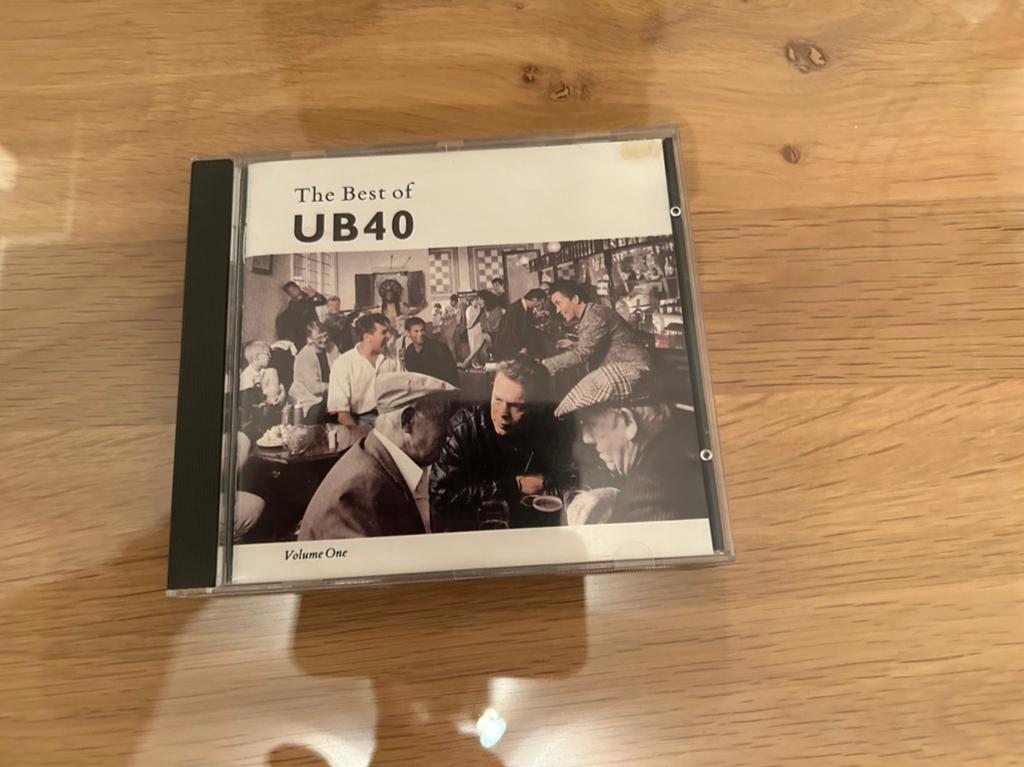 CD - The Best of UB40 - Volume One, Ophalen of Verzenden, Gebruikt