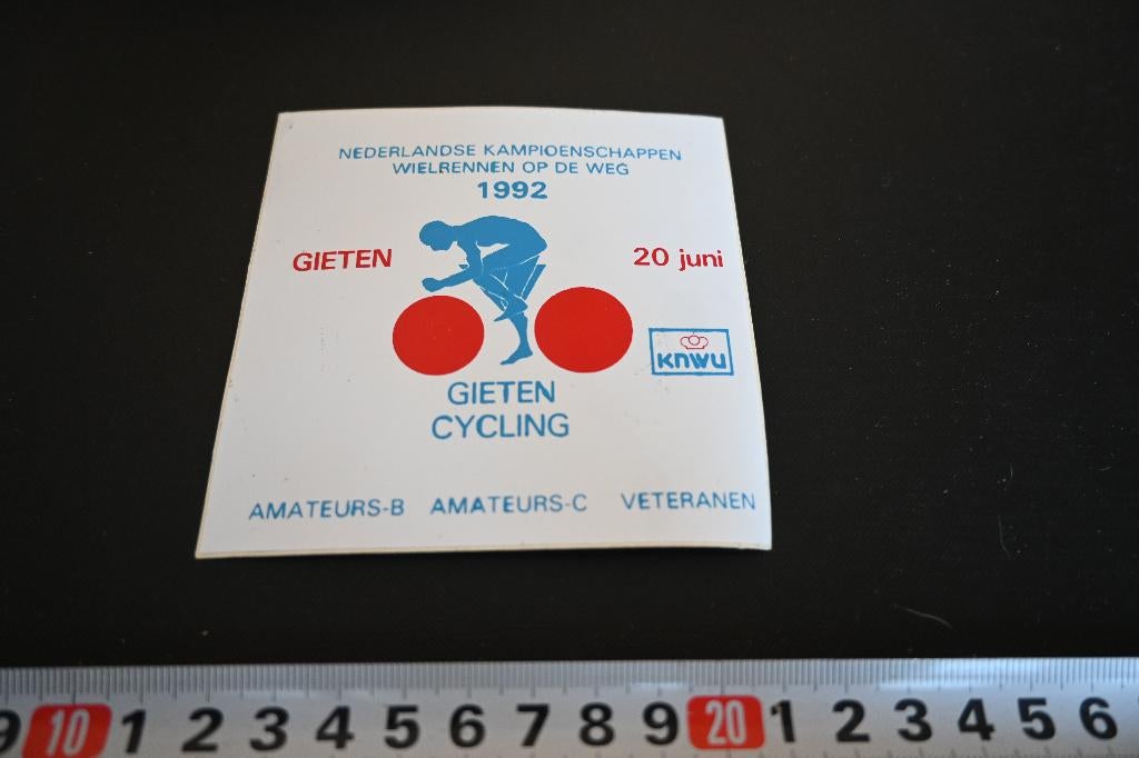 sticker Gieten Ned. kampioenschappen wielrennen 1992 Fiets, Ophalen, Zo goed als nieuw, Sticker