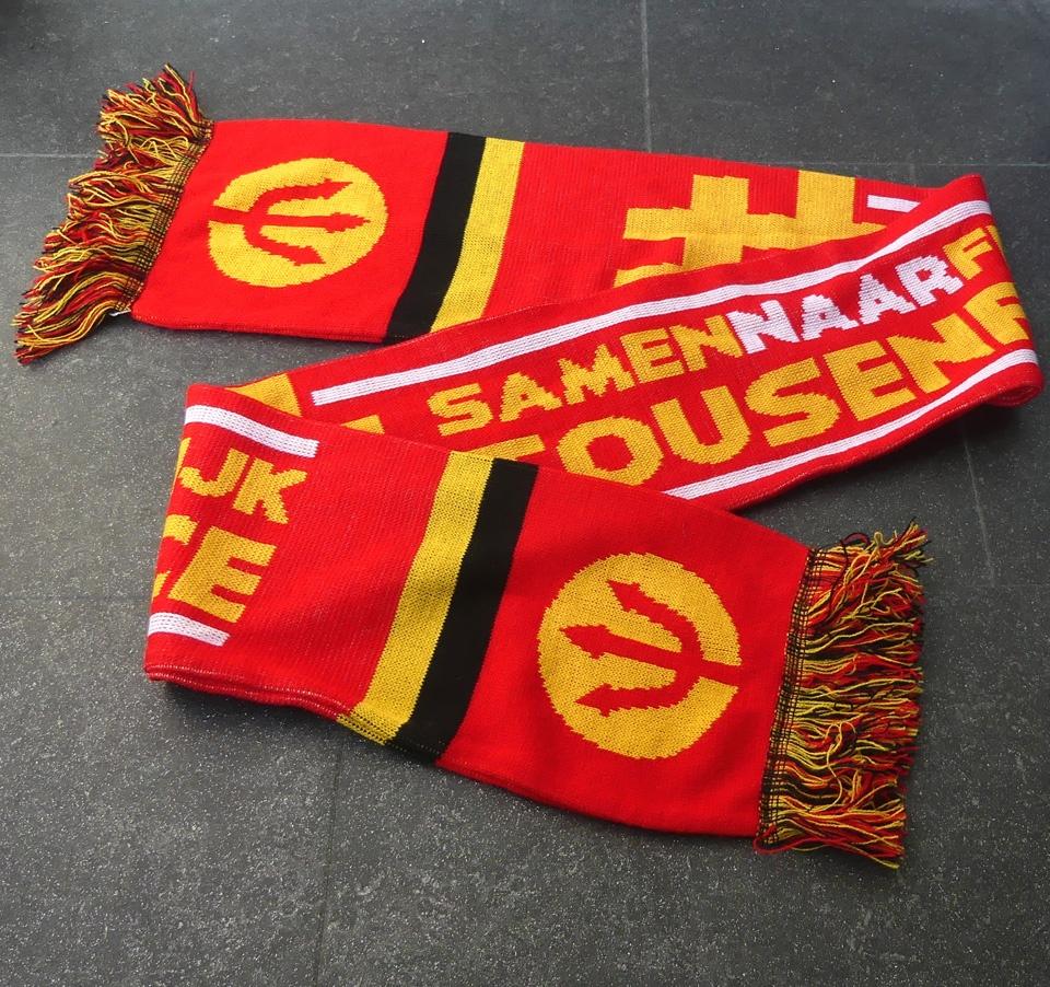 Rode Duivels sjaal België voetbalsjaal EK voetbal 2016, Ophalen of Verzenden, Zo goed als nieuw, Buitenlandse clubs, Vaantje of Sjaal