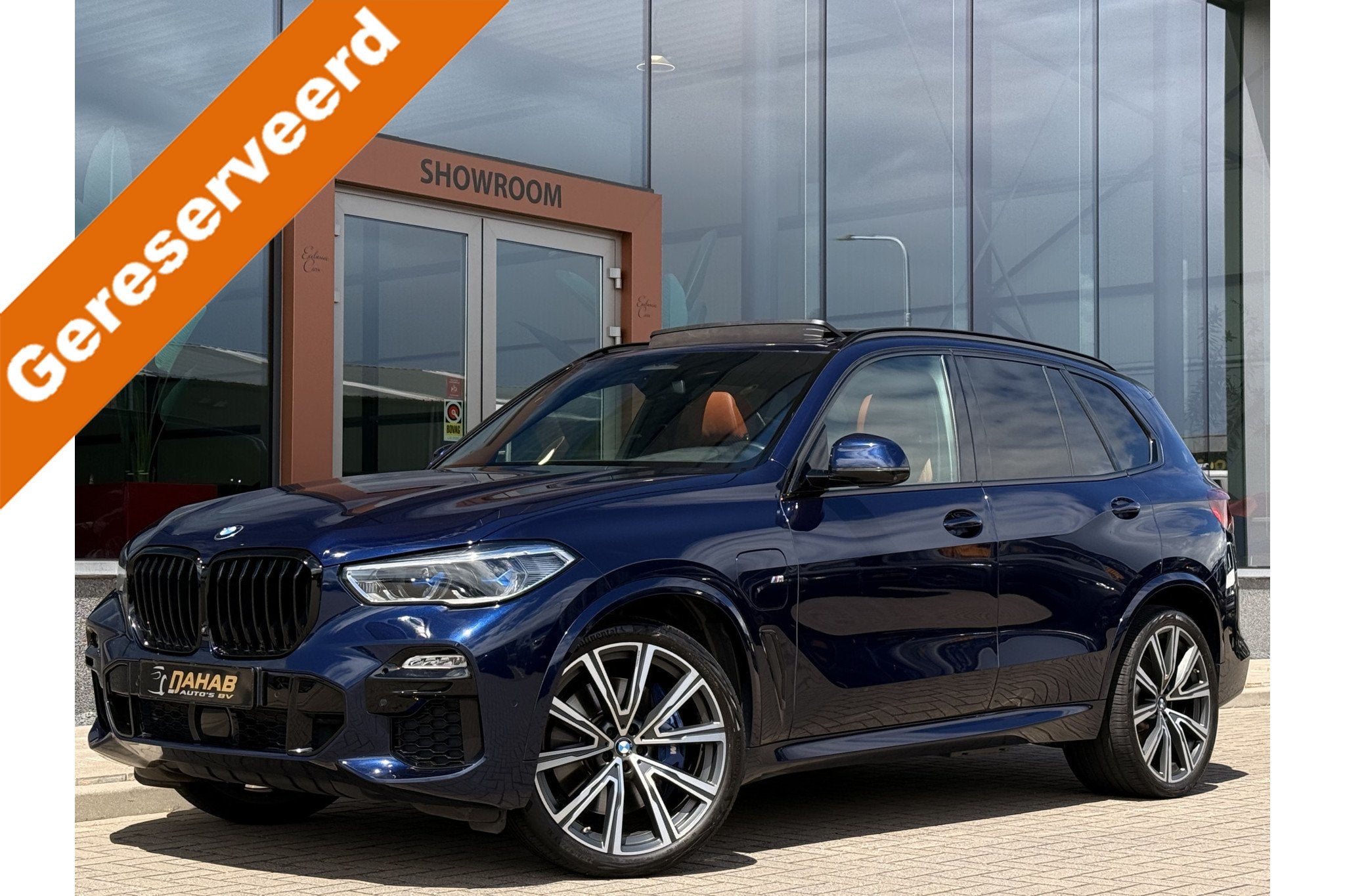 BMW X5 xDrive45e M-Sport Individual | ACC | H/K | Skylounge, Automaat, Gebruikt, X5, Blauw