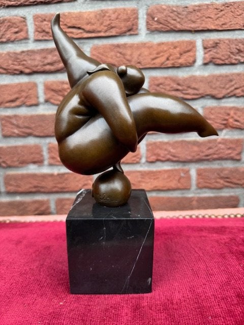 balancerende gezette dame, brons en marmer, Ophalen of Verzenden, Brons