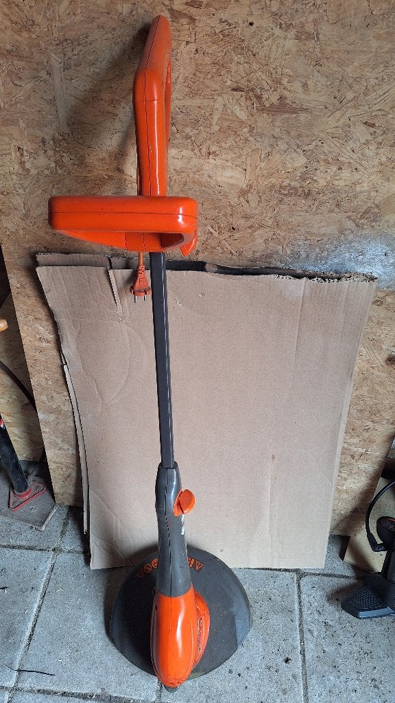 flymo trimmer/kantmaaier, Tuin en Terras, Ophalen, Gebruikt, Fymo, 10 tot 30 cm