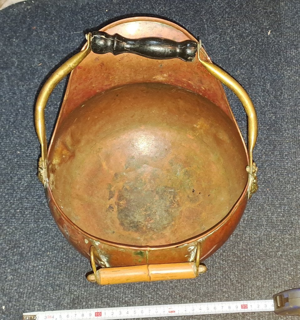 Antieke koperen kolenemmer, Ophalen, Koper