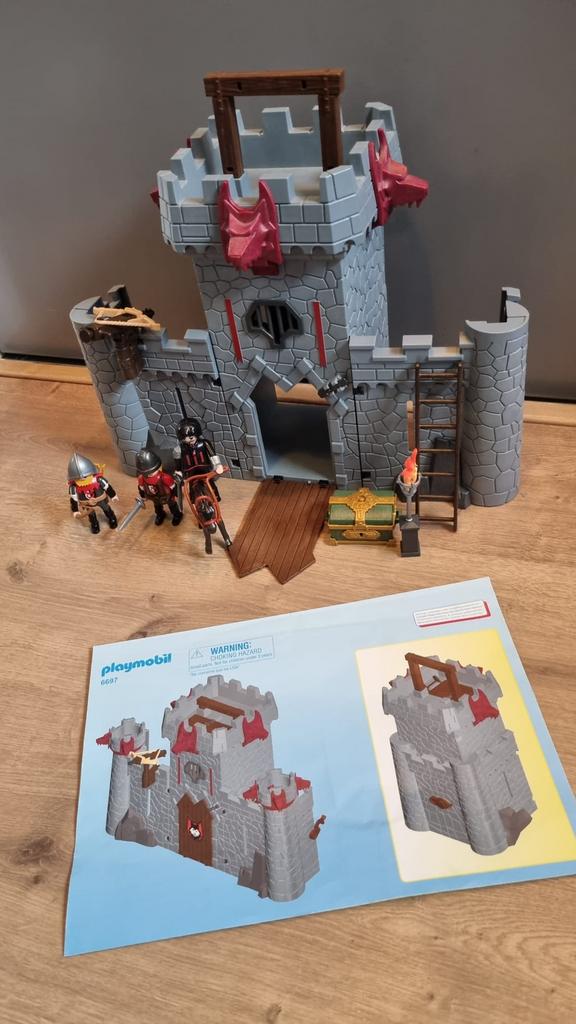 Playmobil ridderkasteel set 6697, Kinderen en Baby's, Speelgoed | Playmobil, Ophalen of Verzenden, Zo goed als nieuw