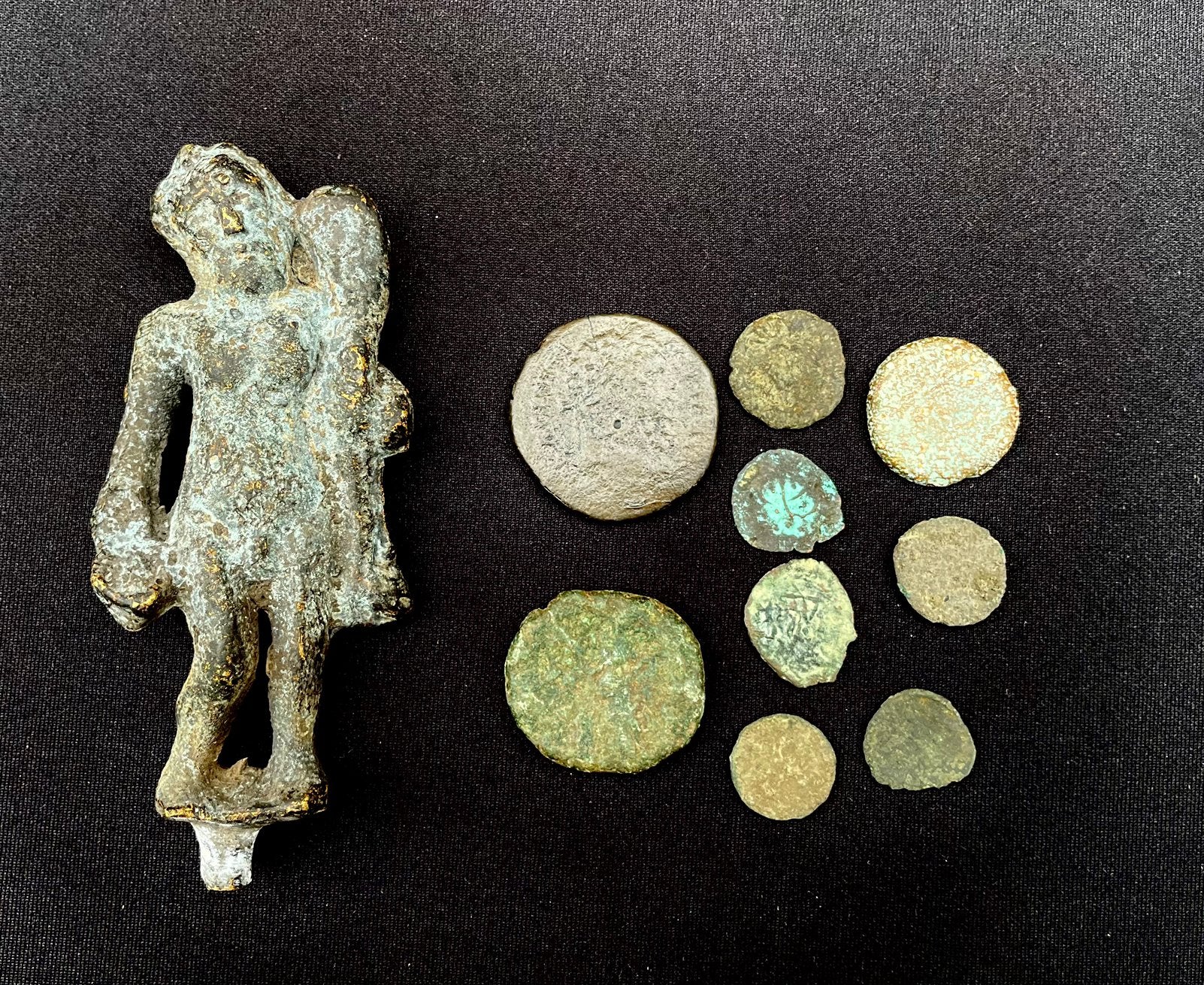 Romeinse bronzen munten en het beroemde standbeeld Heracles, Antiek en Kunst, Ophalen of Verzenden