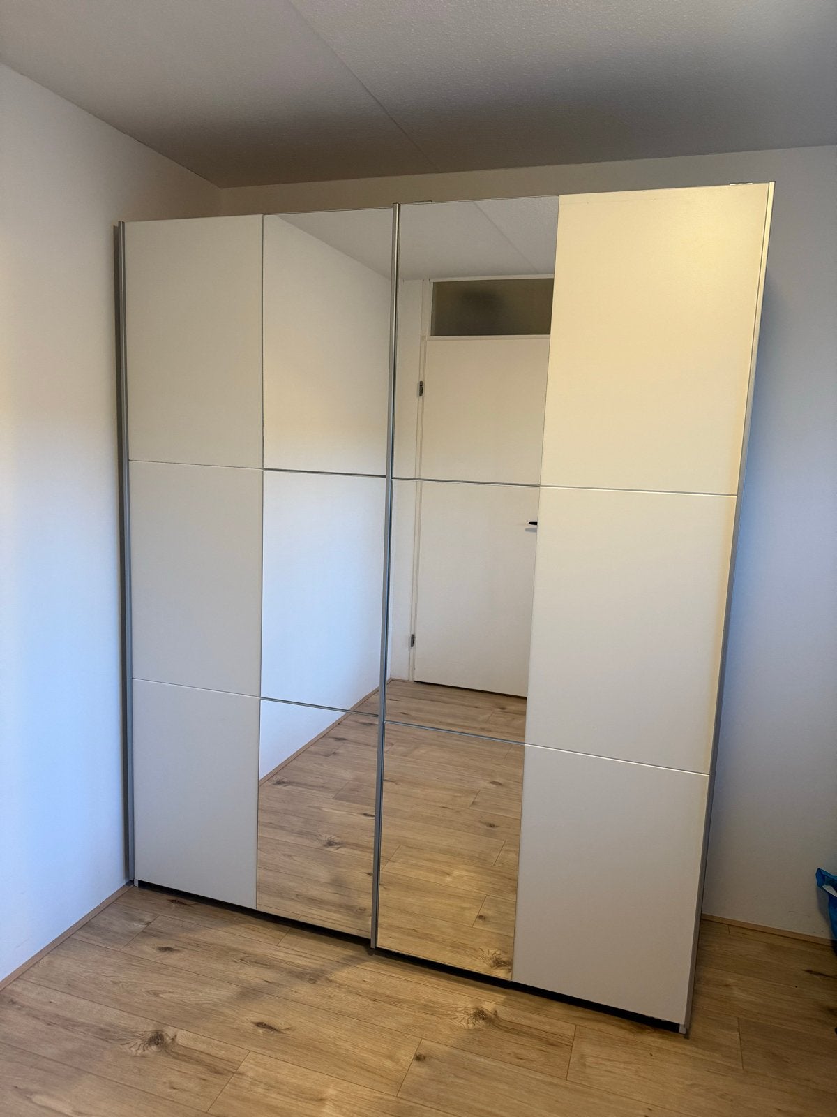Kledingkast met spiegeldeuren en hangruimte Haco / Rauch, Huis en Inrichting, Ophalen, Met deur(en), 200 cm of meer, 150 tot 200 cm