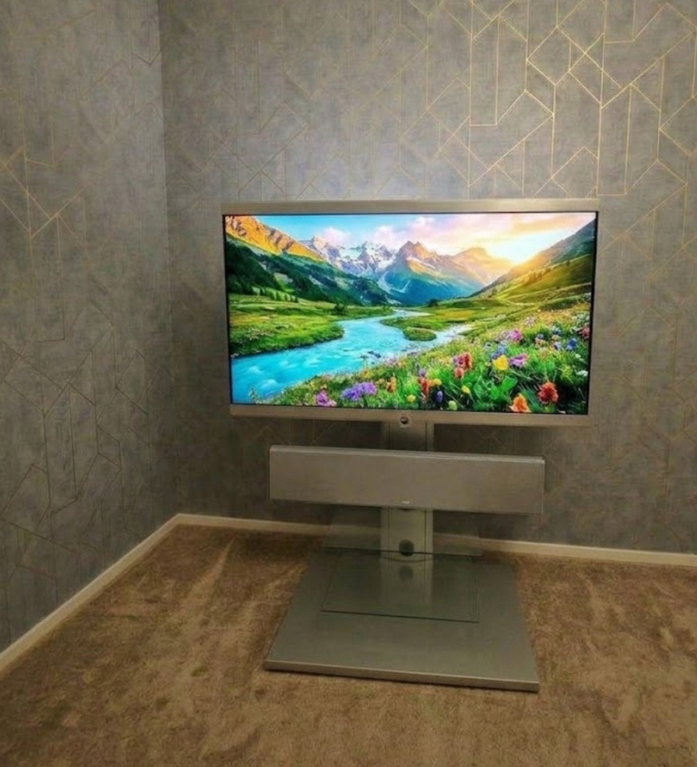 Loewe Individual 52 Compose Full HD+ (52 inch) met luxe desi, Zo goed als nieuw, 100 Hz, 100 cm of meer, Ophalen