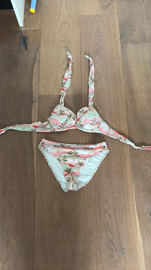 Olaian Bikini, Kleding | Dames, Ophalen of Verzenden, Zo goed als nieuw, Overige kleuren, Bikini
