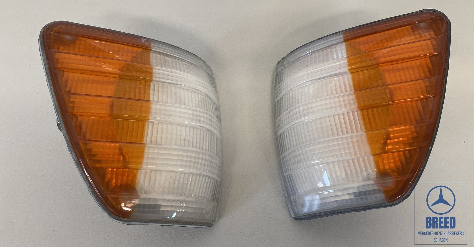 NOS knipperlicht L+R Italiaans voor Mercedes-Benz W116 uniek, Auto-onderdelen, -, Nieuw, Ophalen of Verzenden, -