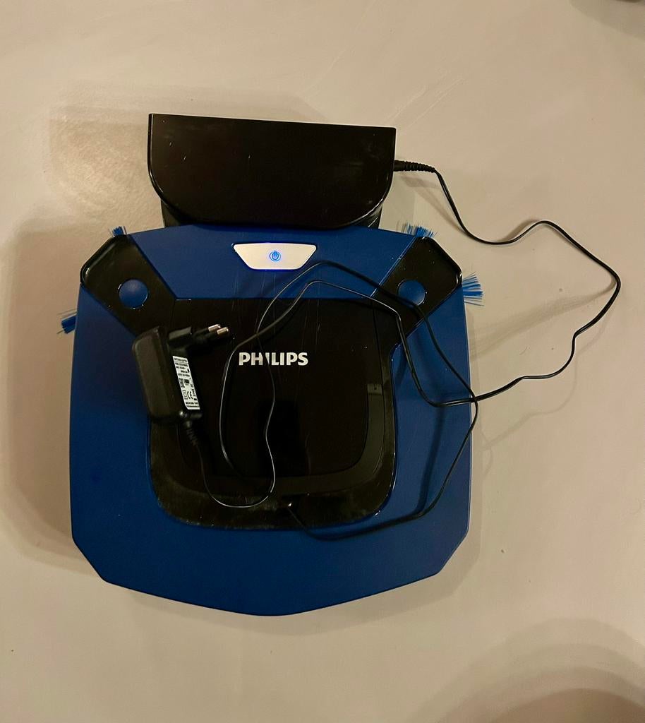 Philips robot stofzuiger, Witgoed en Apparatuur, Stofzuigers, Ophalen of Verzenden, Zo goed als nieuw, Reservoir, Robotstofzuiger