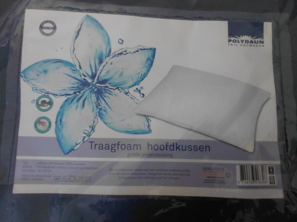 traagschuimkussen nieuwstaat, Huis en Inrichting, Slaapkamer | Beddengoed, Ophalen of Verzenden, Zo goed als nieuw, Kussen, Overige kleuren