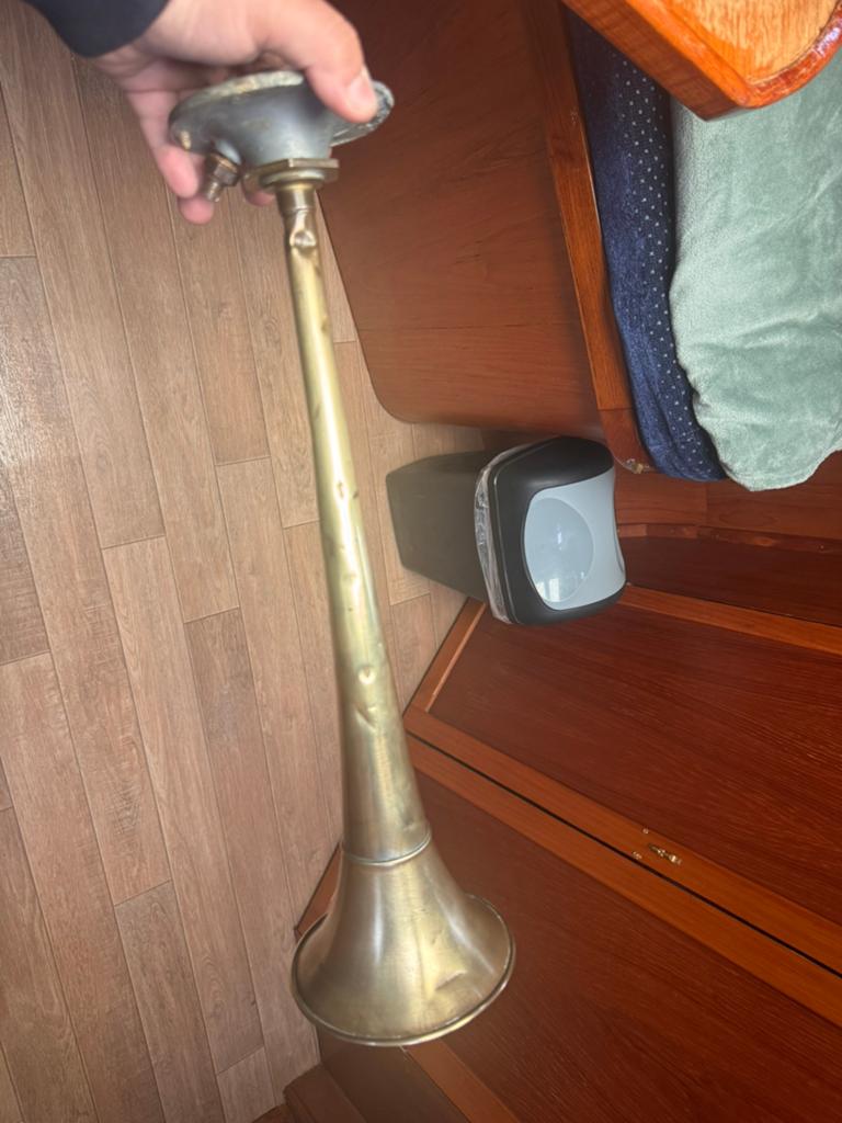 Messing luchthoorn claxon sleepboot antiek, Ophalen of Verzenden, Zo goed als nieuw