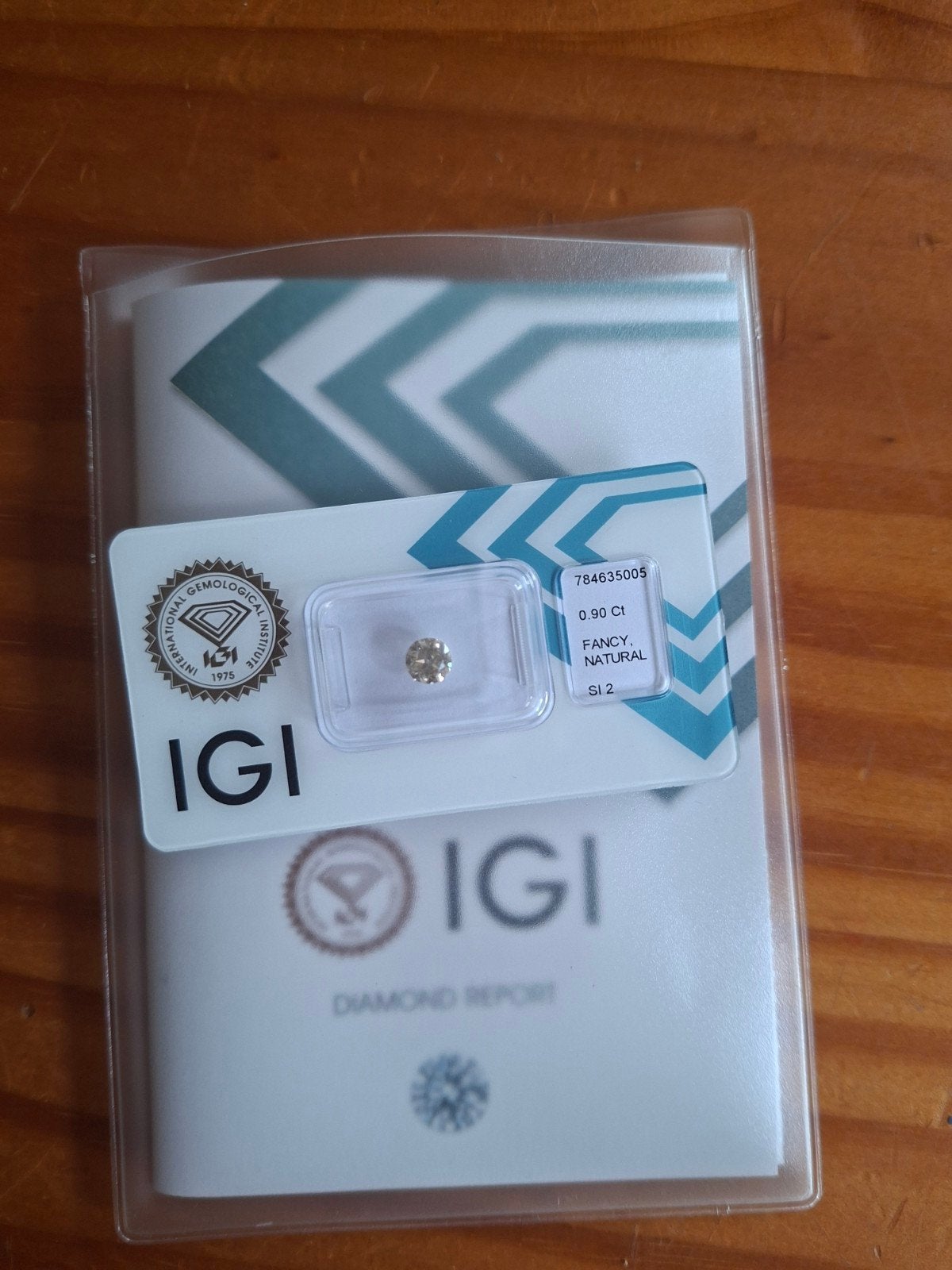 Natuurlijke Fancy Gele Diamant 0.90 Ct IGI Gecertificeerd, Verzenden, Zo goed als nieuw